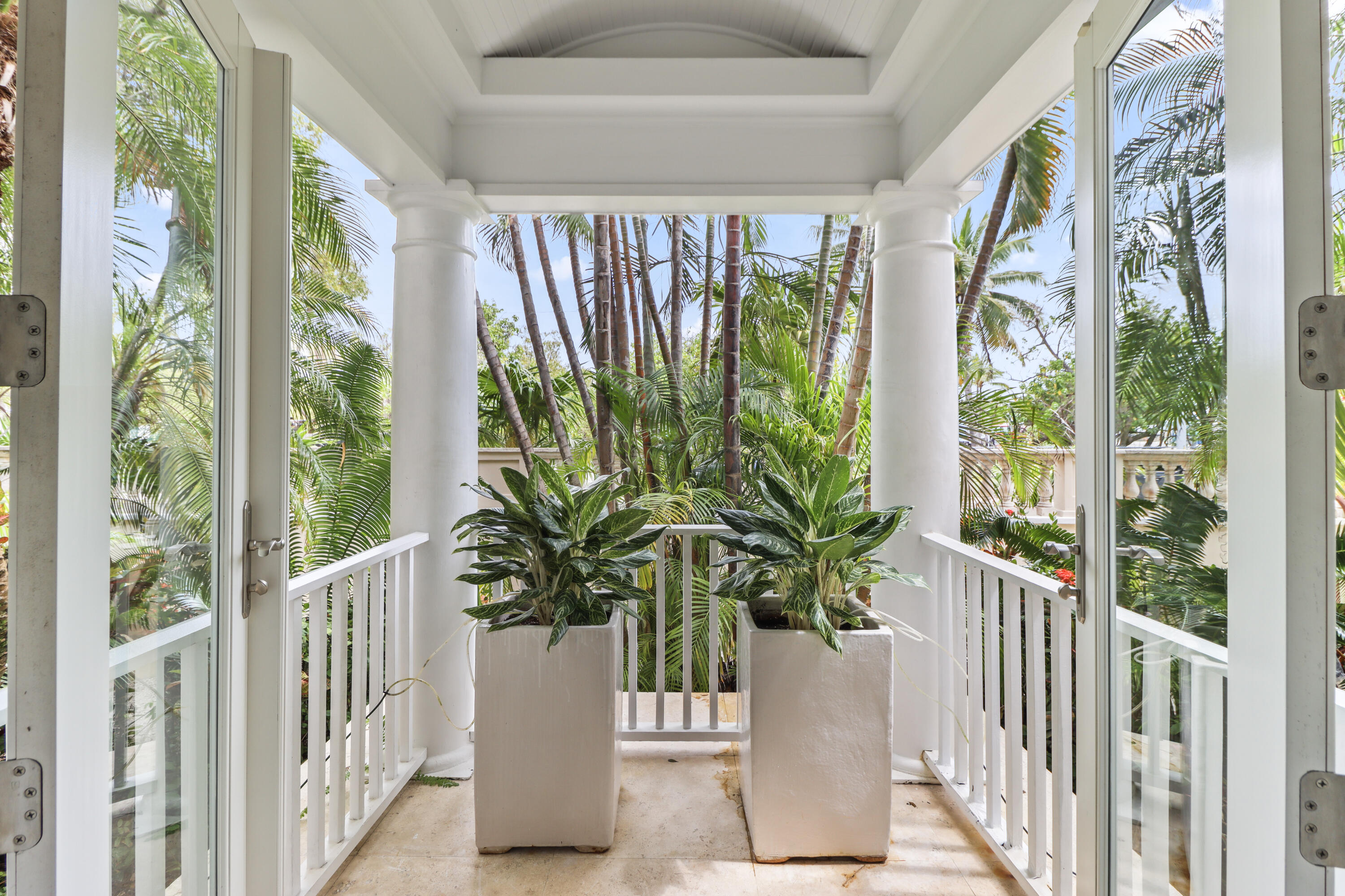 1101 Casa Marina Court Property Photo 15