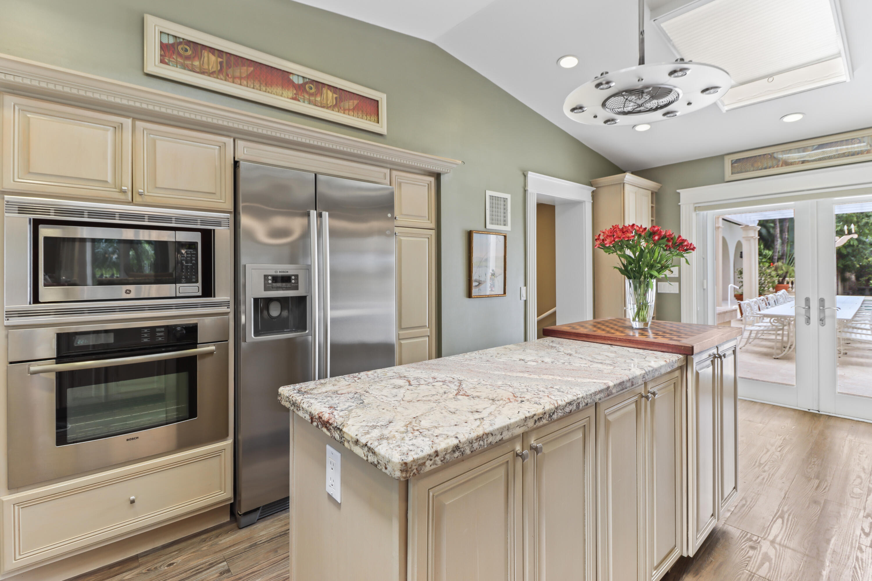 1101 Casa Marina Court Property Photo 18