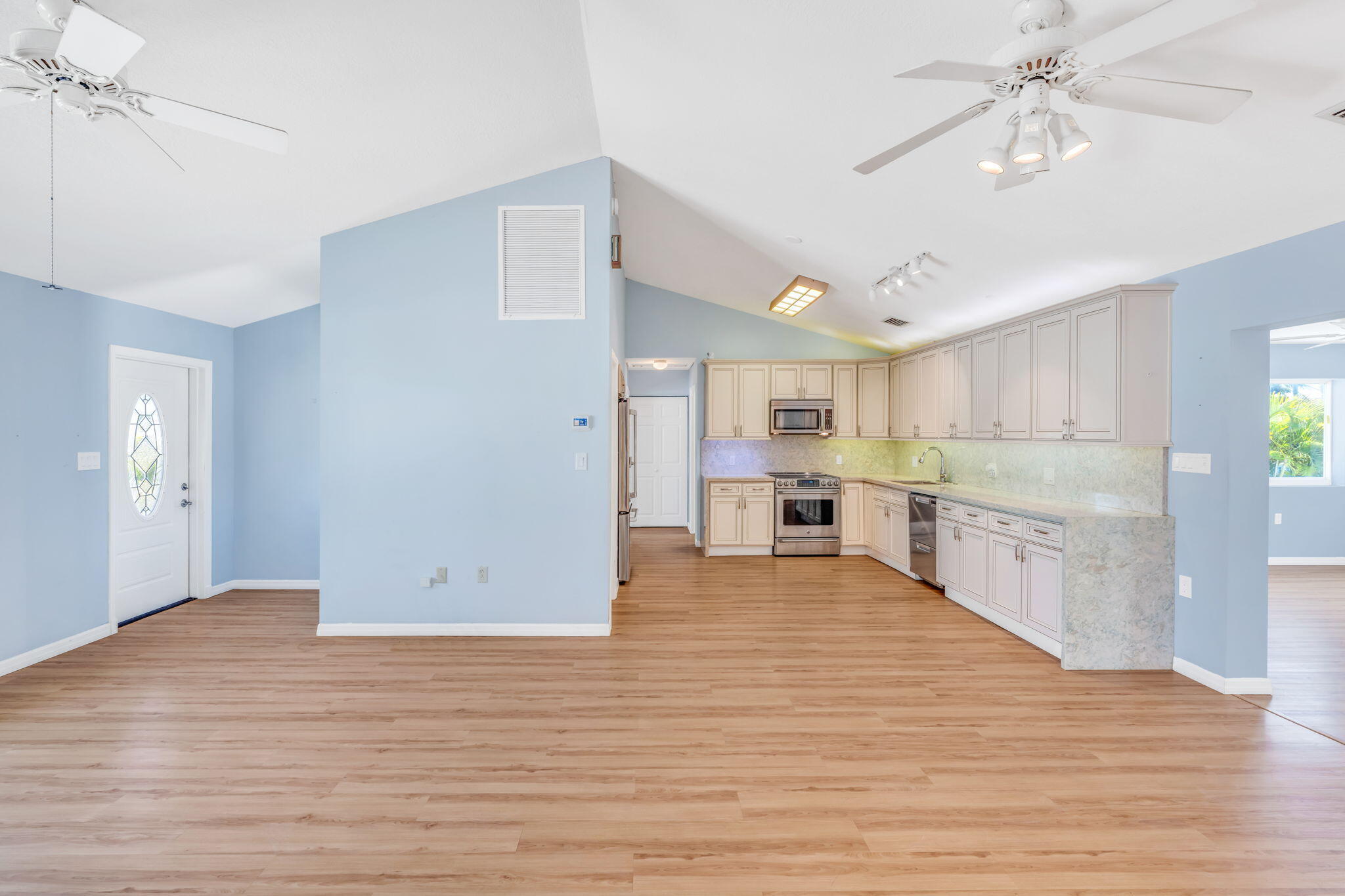 501 11th Street Property Photo 10