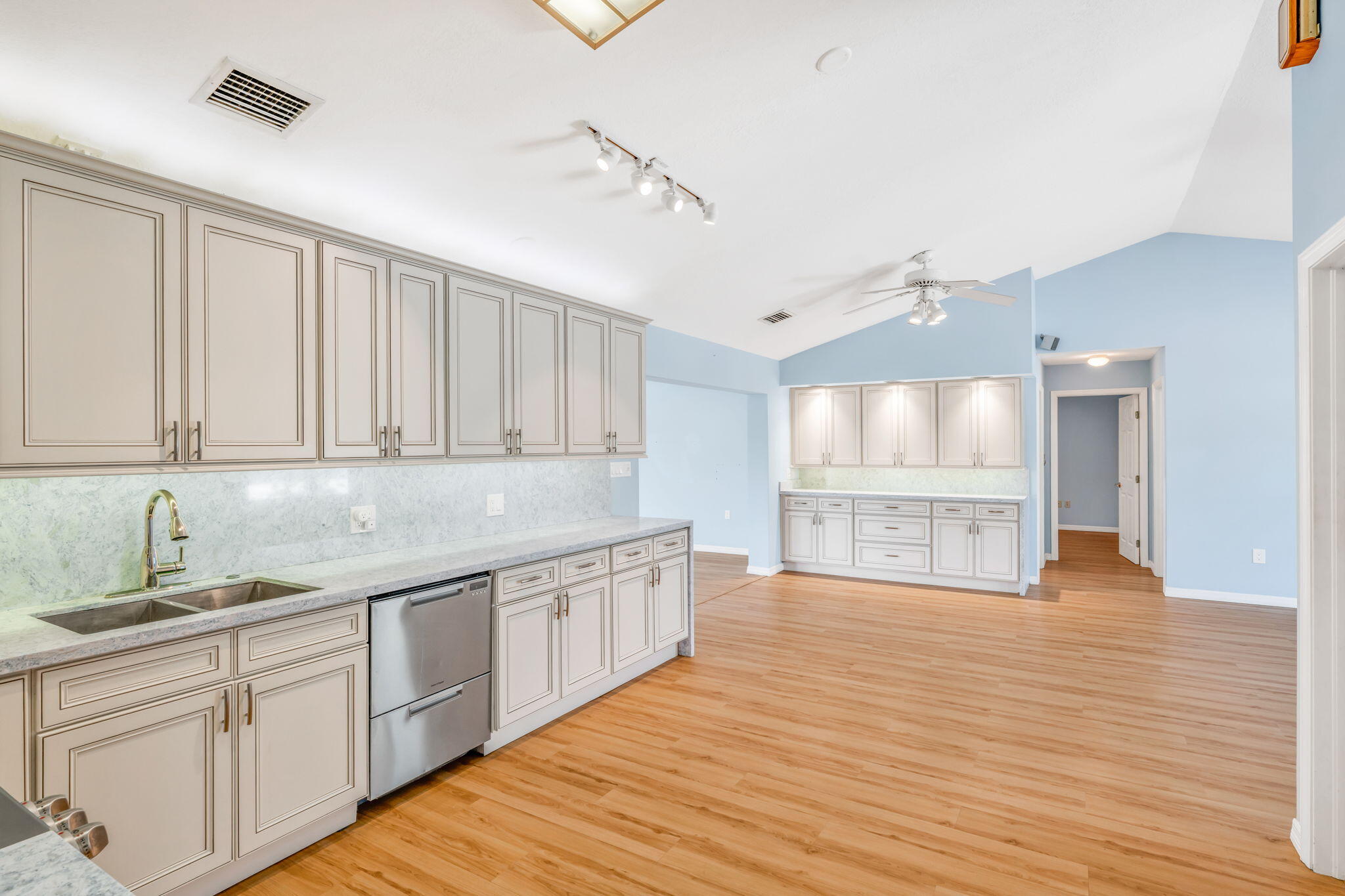 501 11th Street Property Photo 15