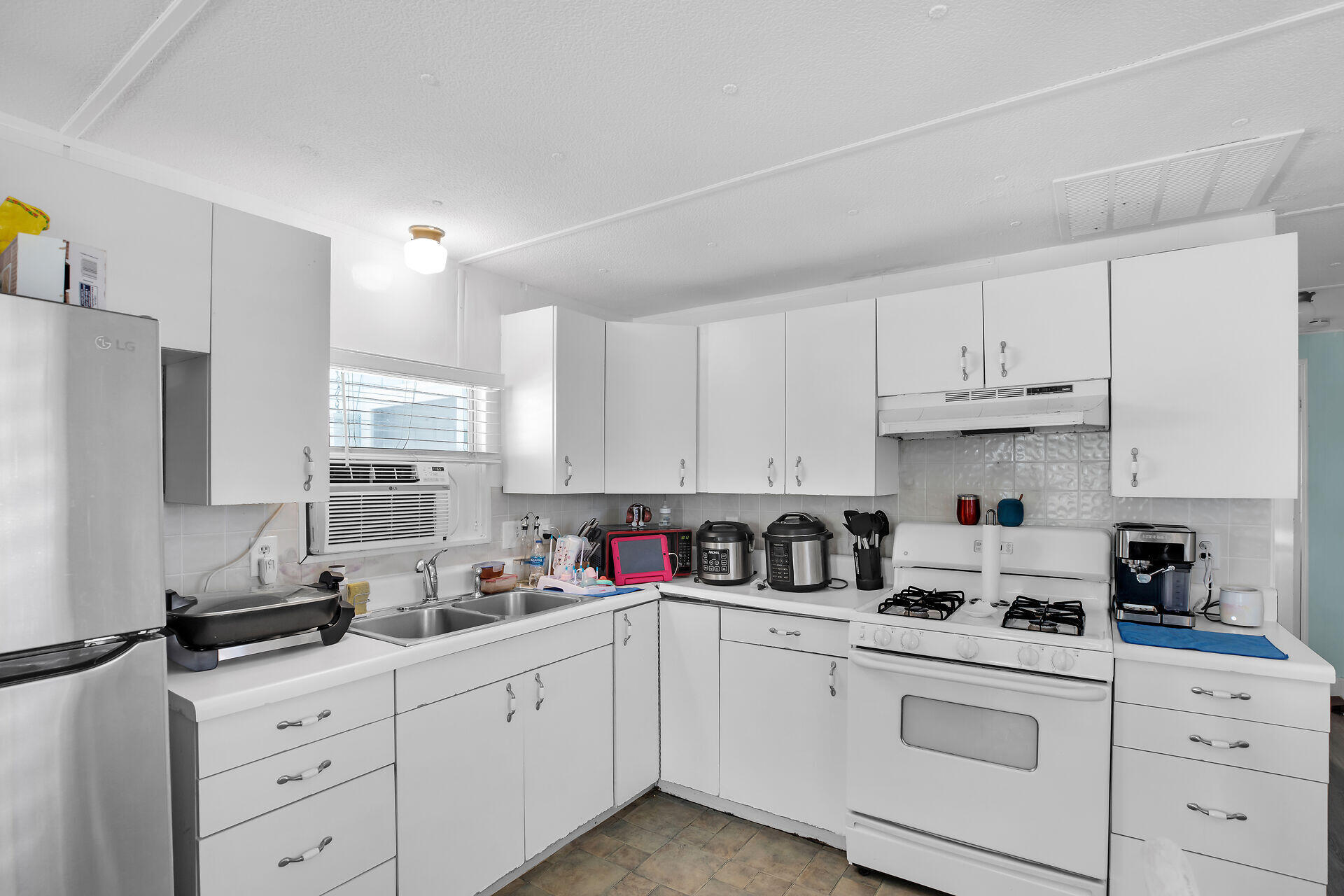 24 N Conch Avenue Property Photo 12