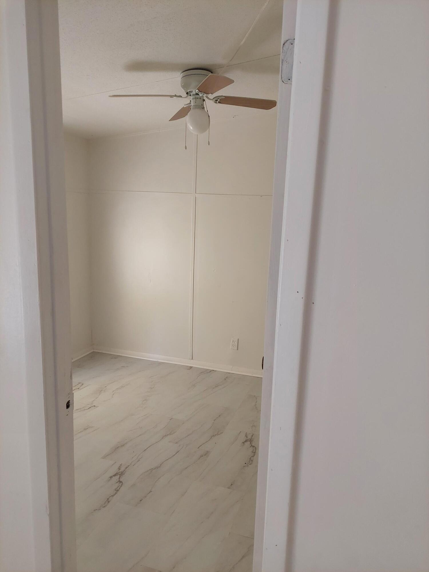 272 Ryan Avenue Property Photo 5