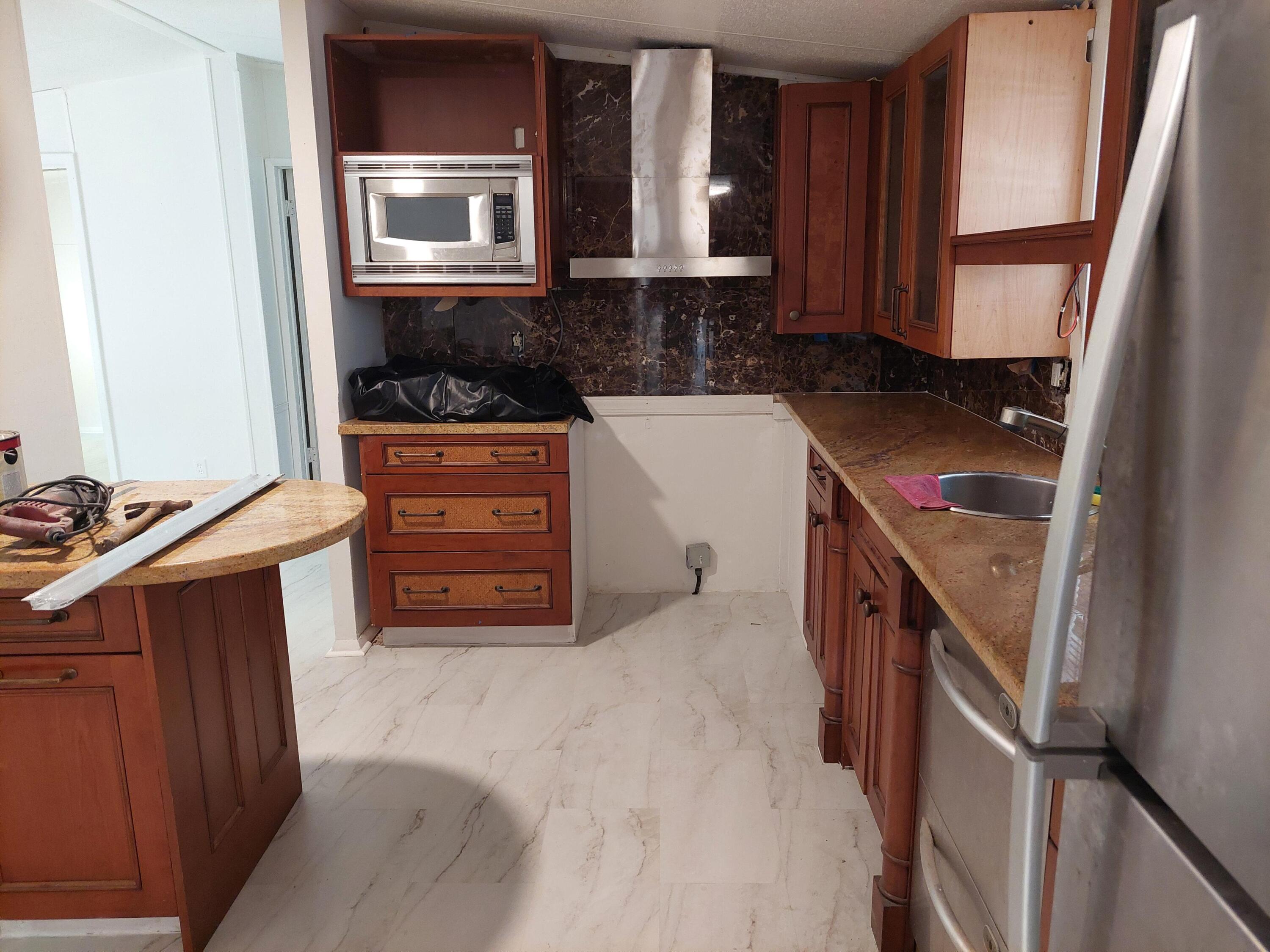 272 Ryan Avenue Property Photo 11