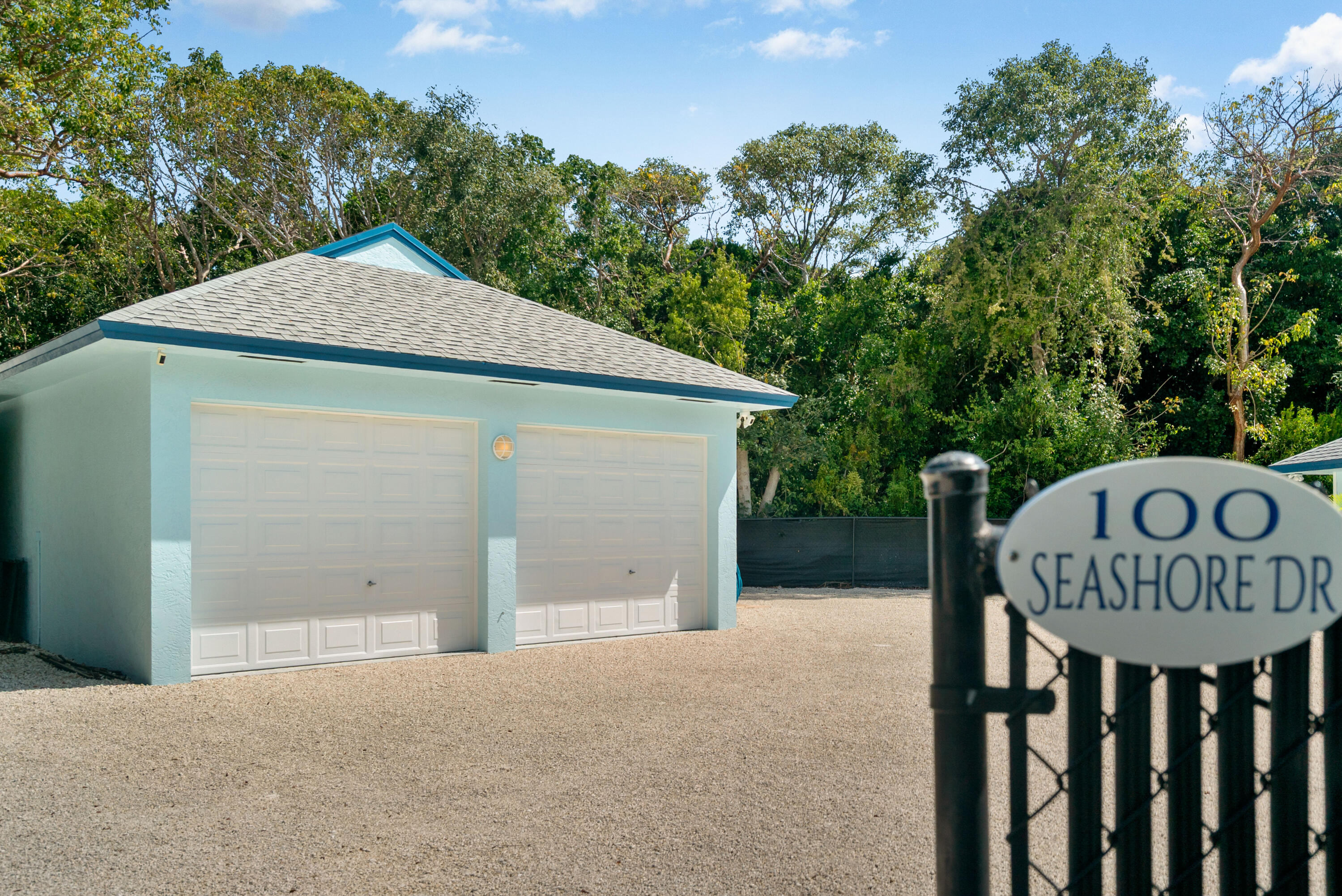 100 Seashore Drive Property Photo 6