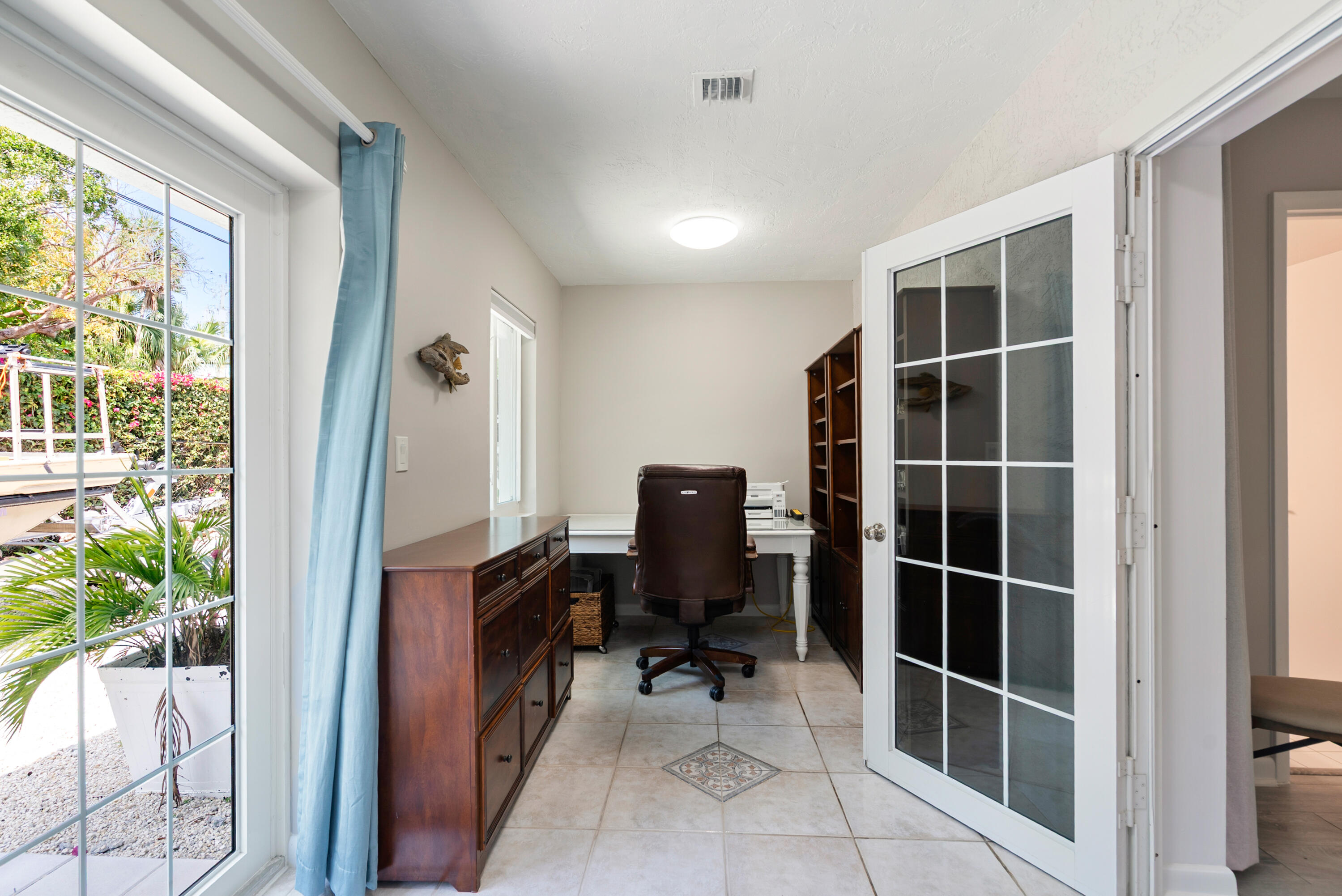 100 Seashore Drive Property Photo 26