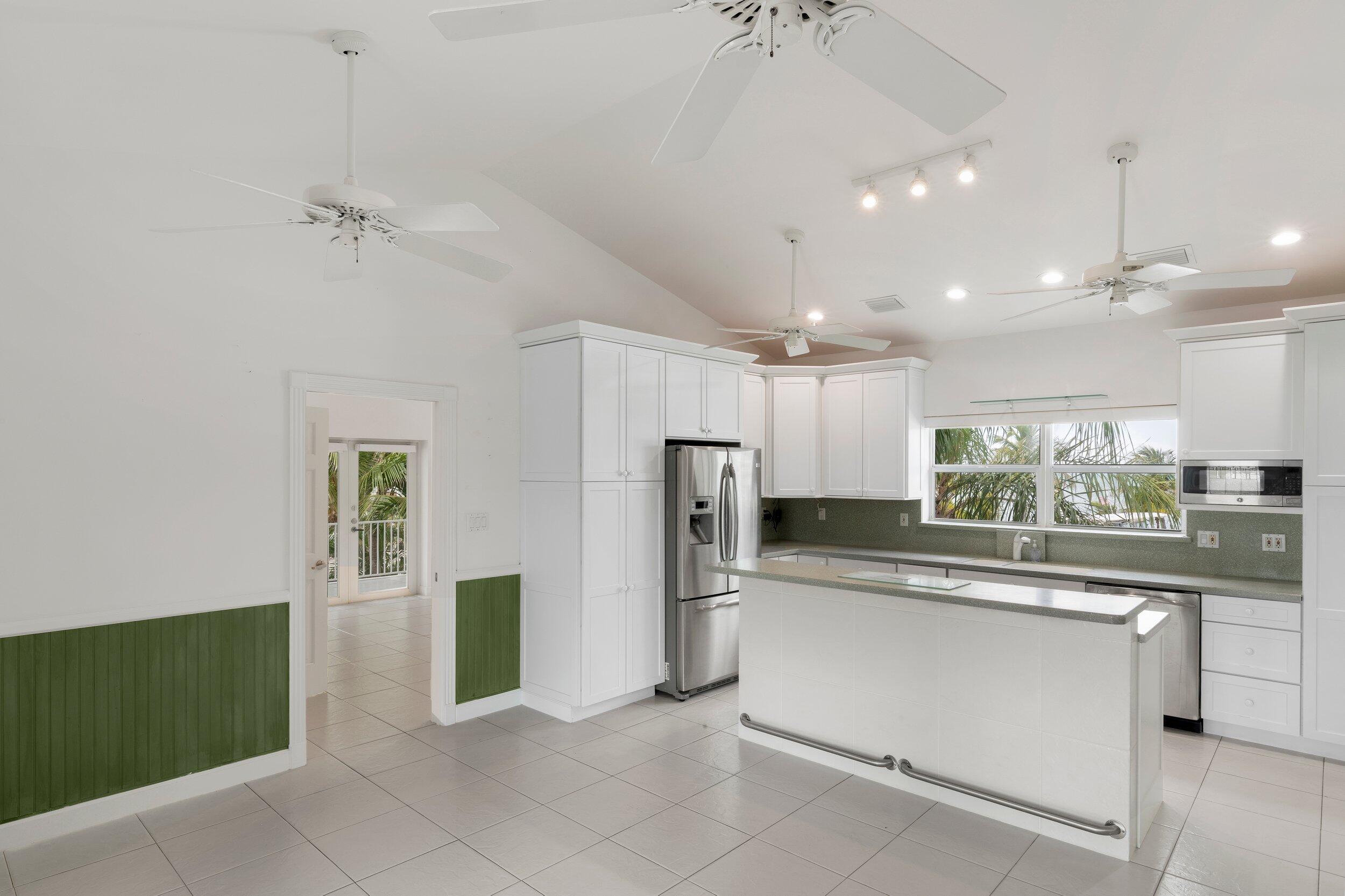 125 Sea Lane Property Photo 34