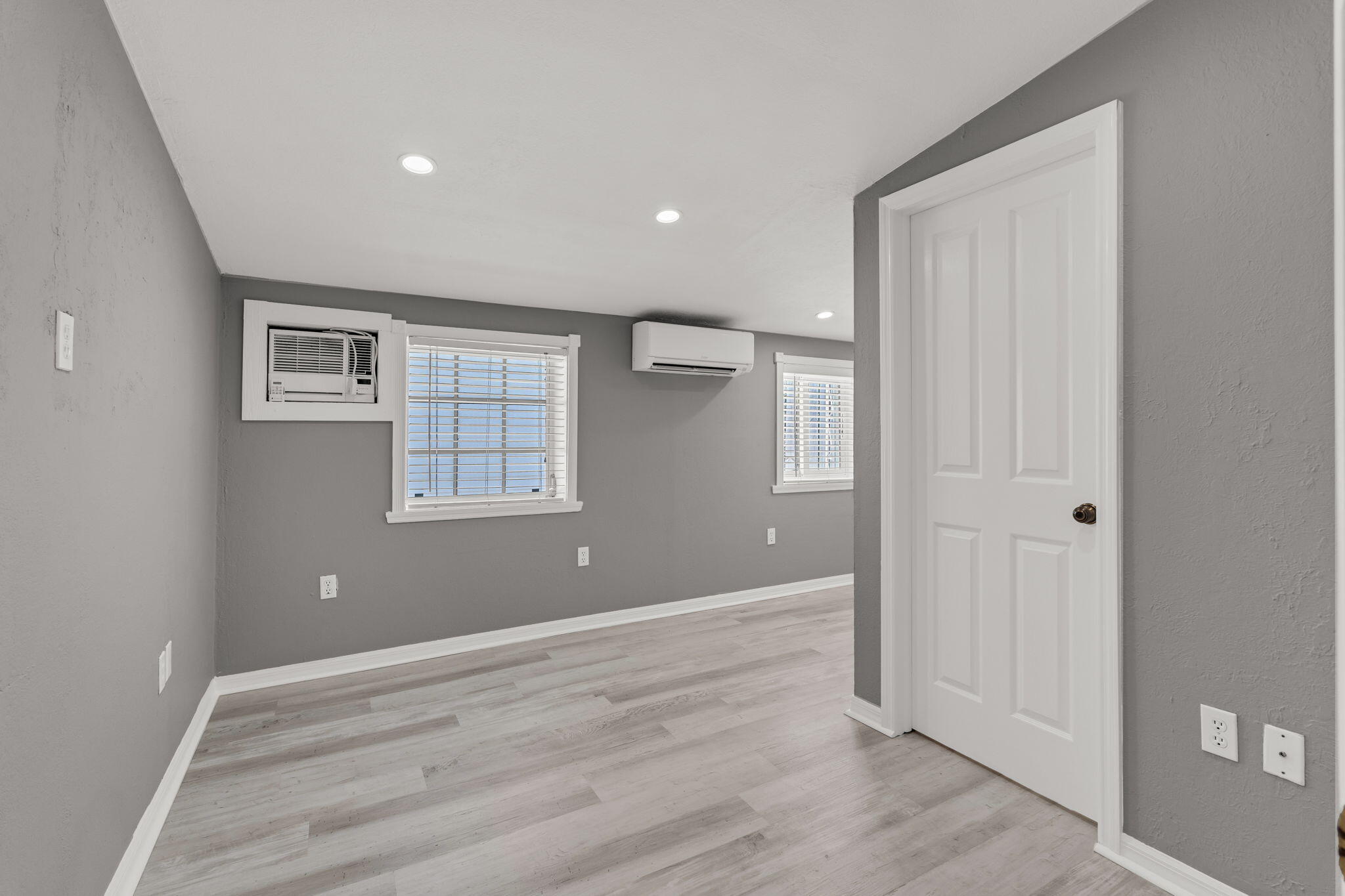 335 Sound Drive Property Photo 26