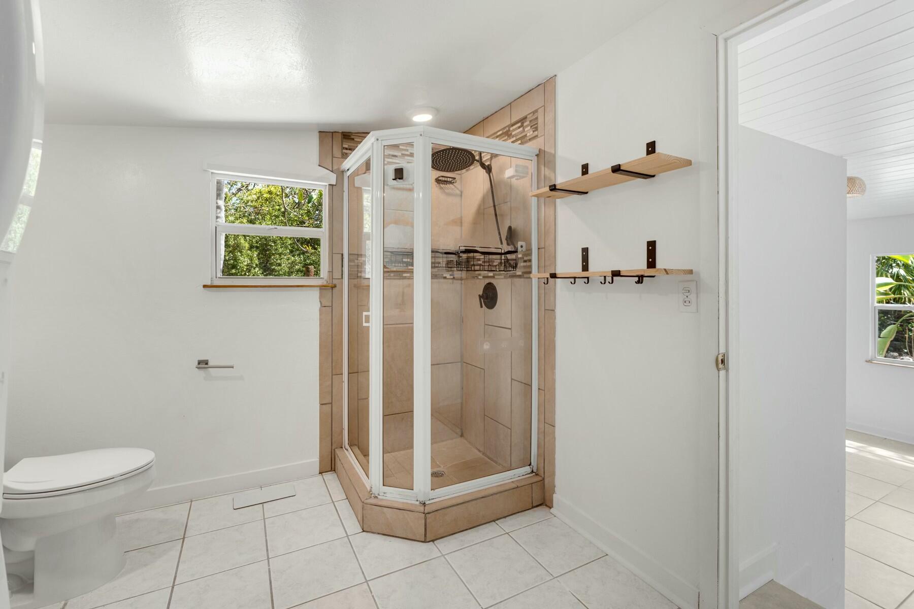 125 Tree Lane Property Photo 18