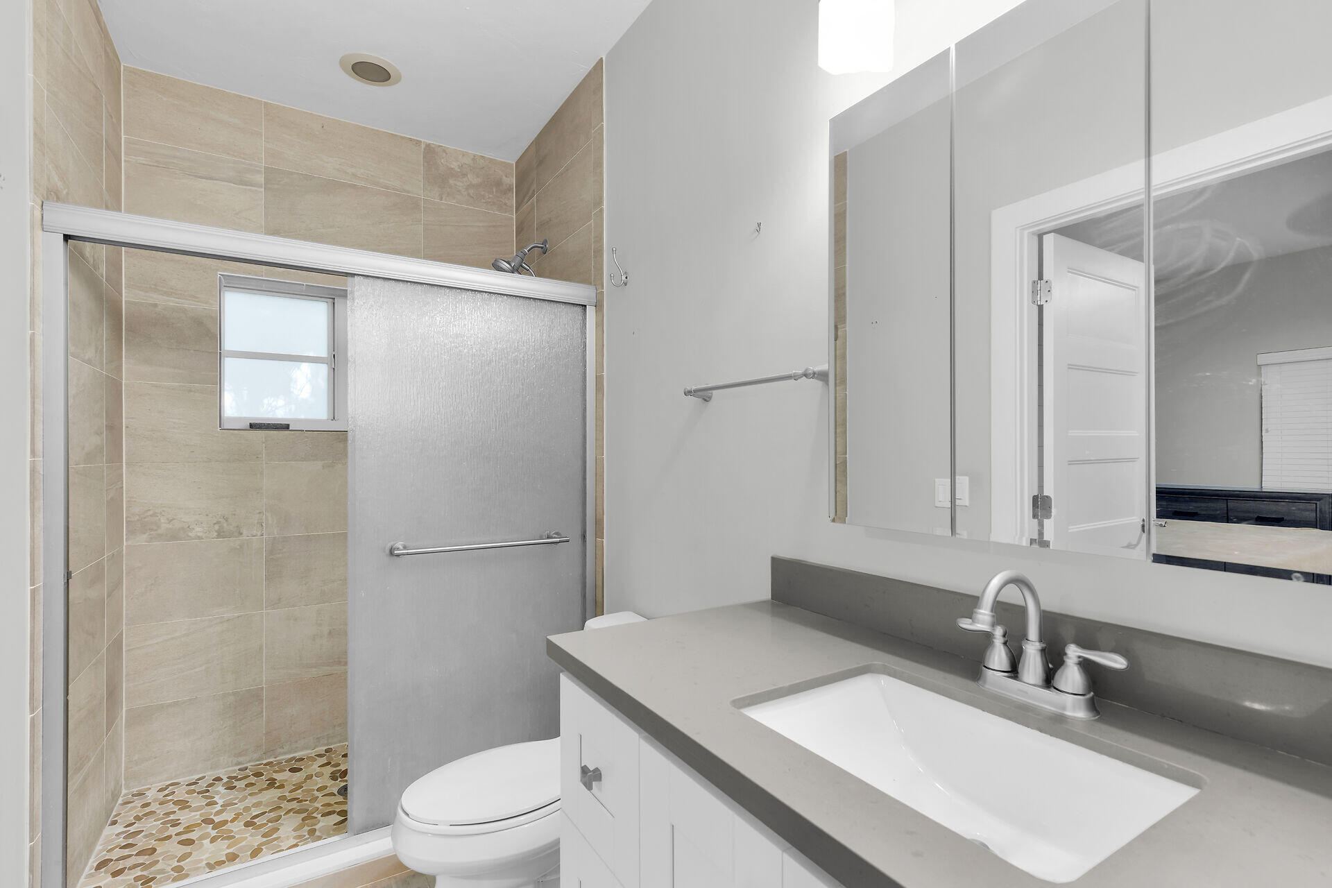 241 W Seaview Drive Property Photo 17