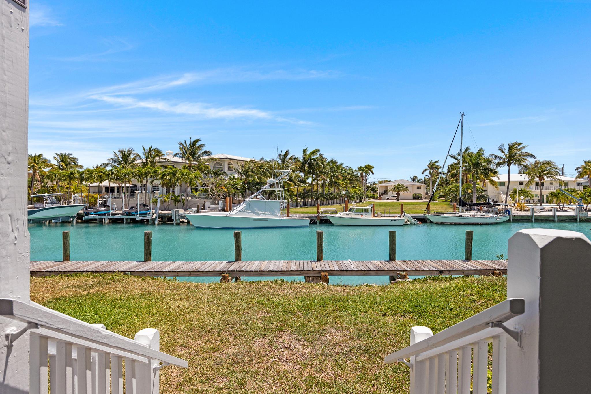 7041 Harbor Village Drive Property Photo 1