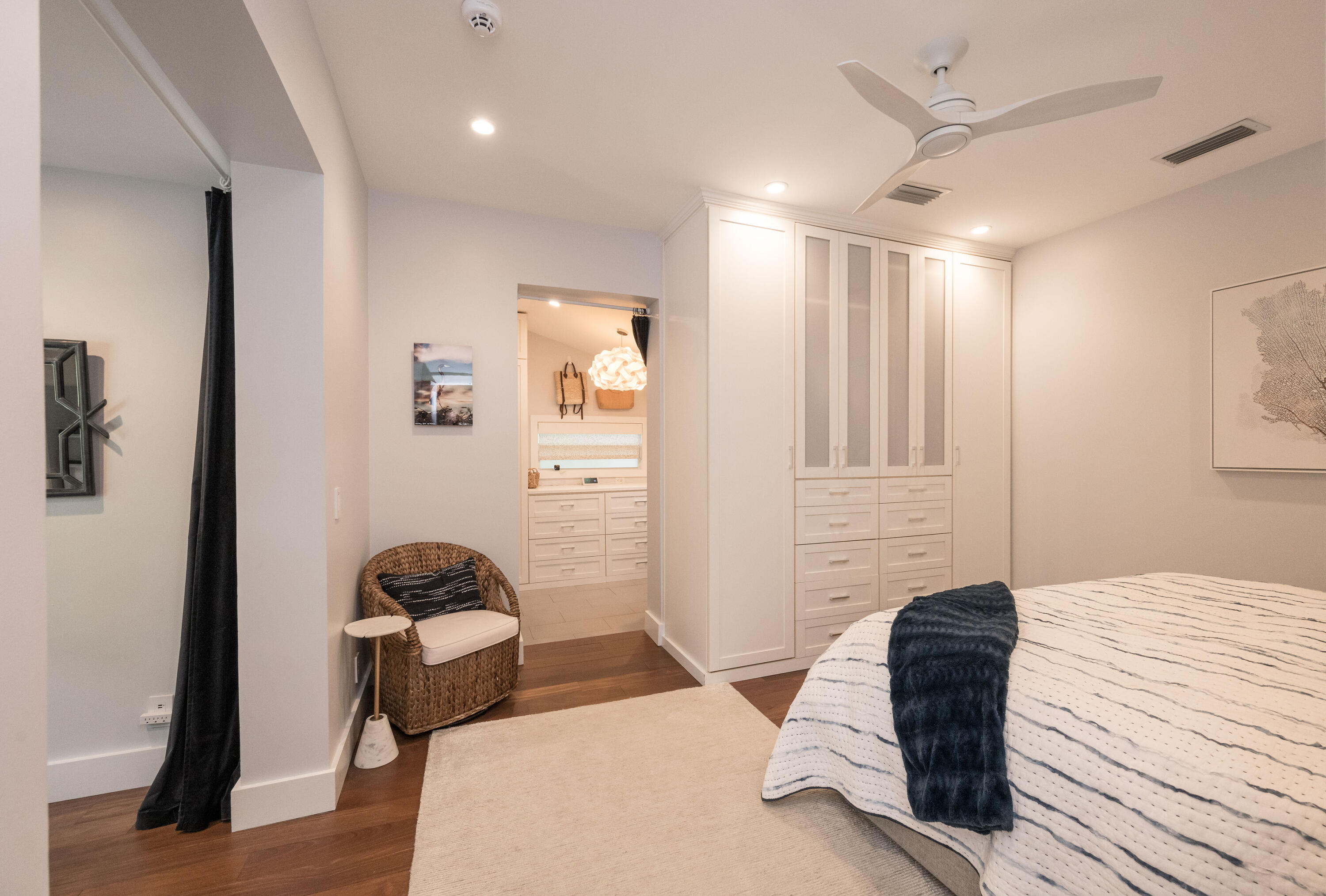 1231 Washington Street Property Photo 4