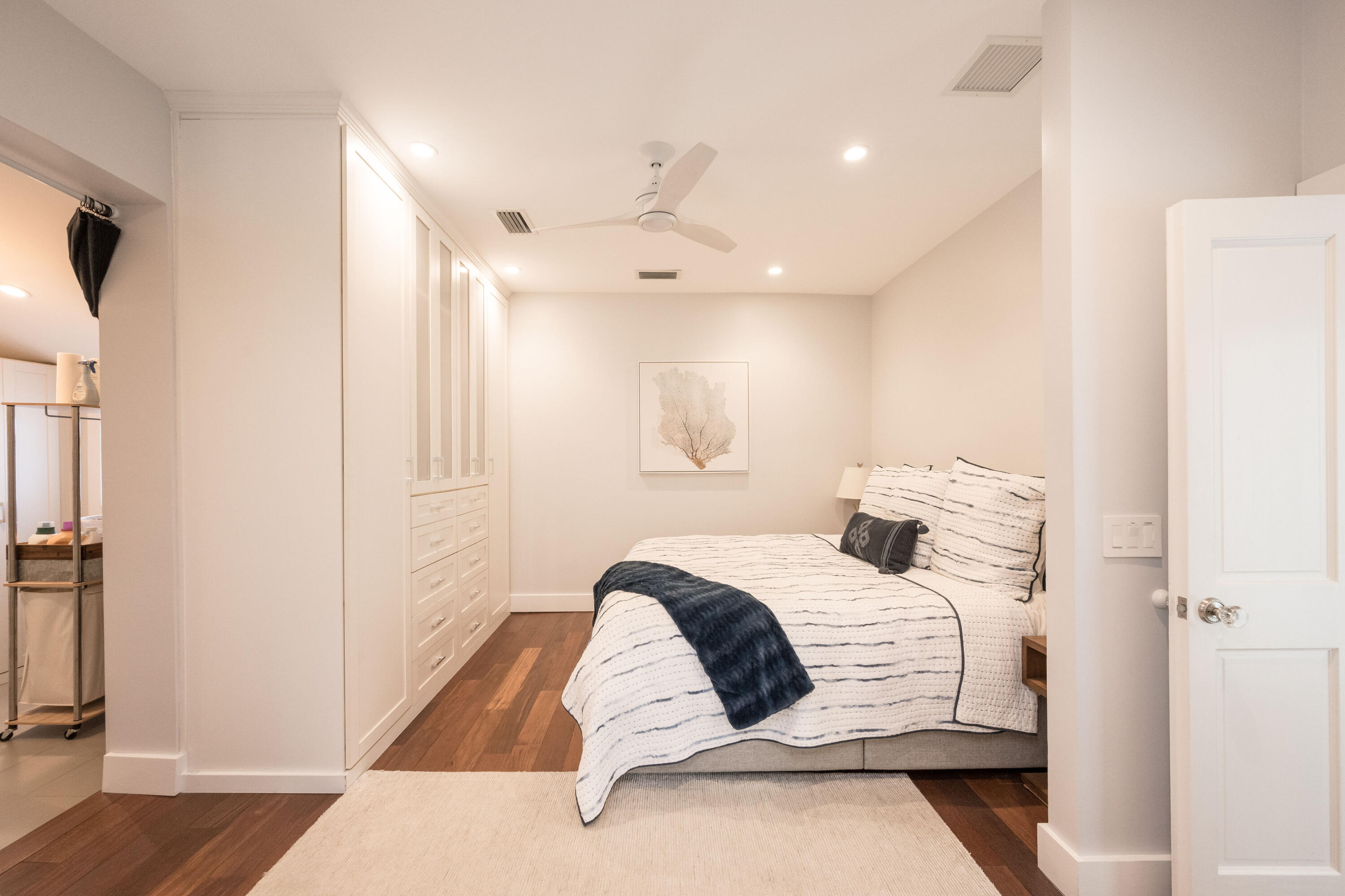 1231 Washington Street Property Photo 5