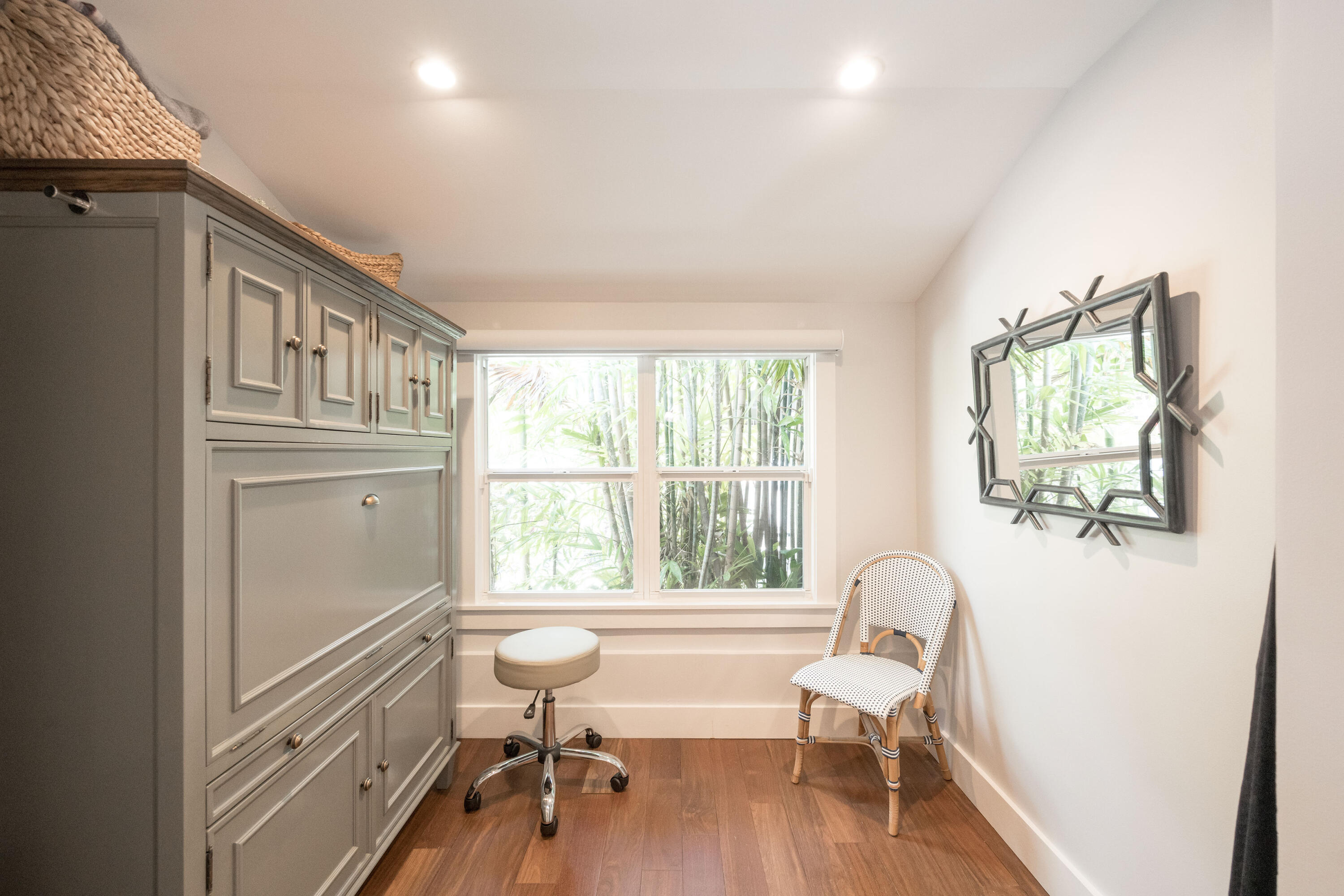 1231 Washington Street Property Photo 8