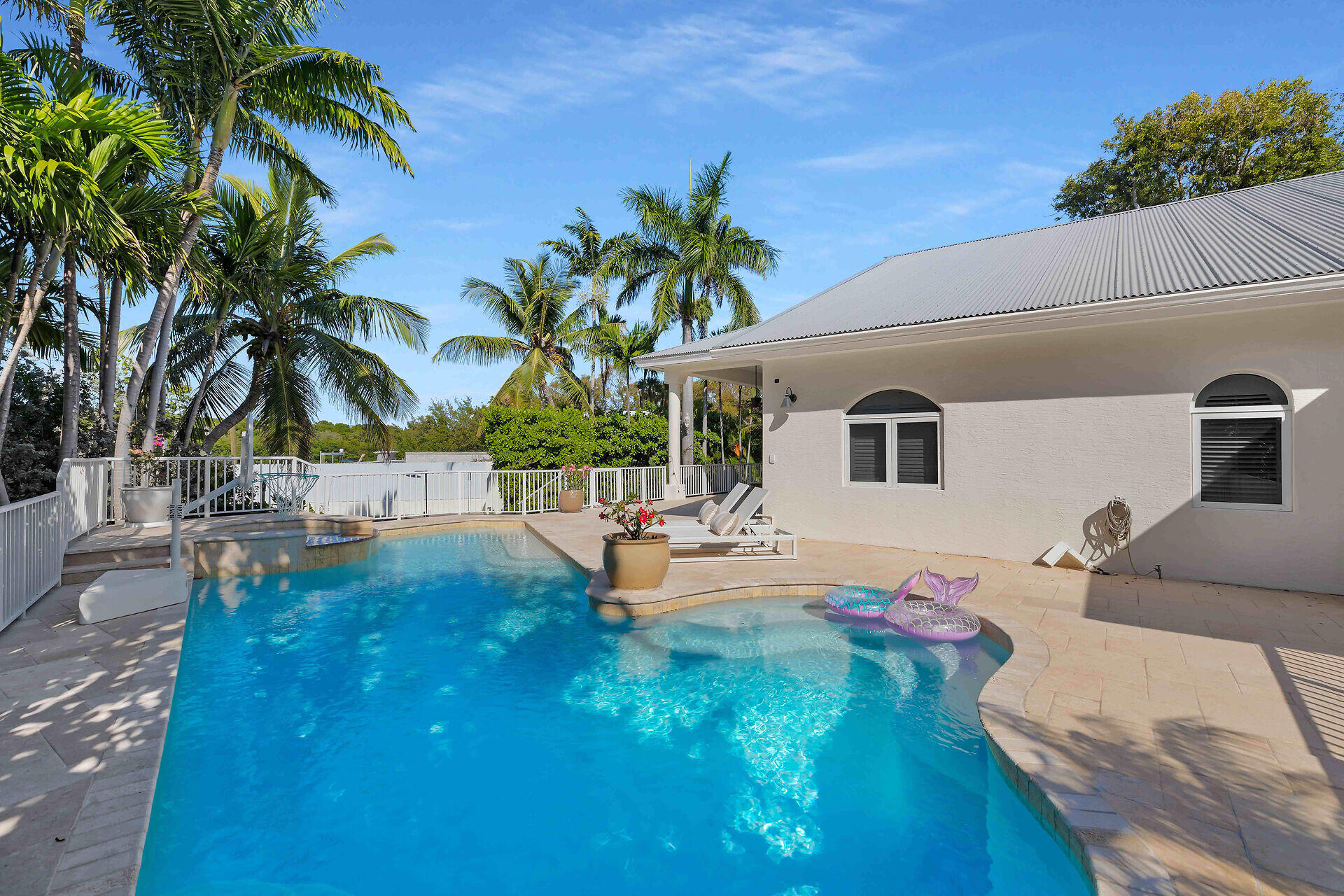 163 Fontaine Drive Property Photo 33