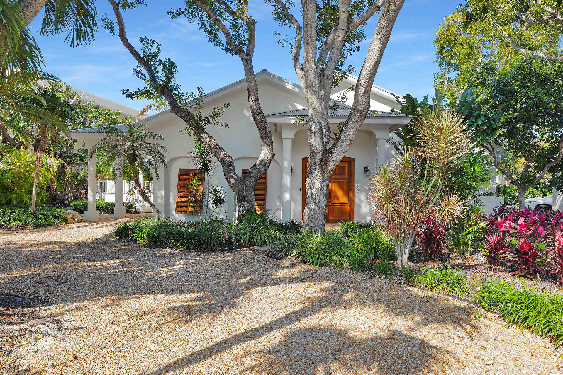 163 Fontaine Drive Property Photo 42