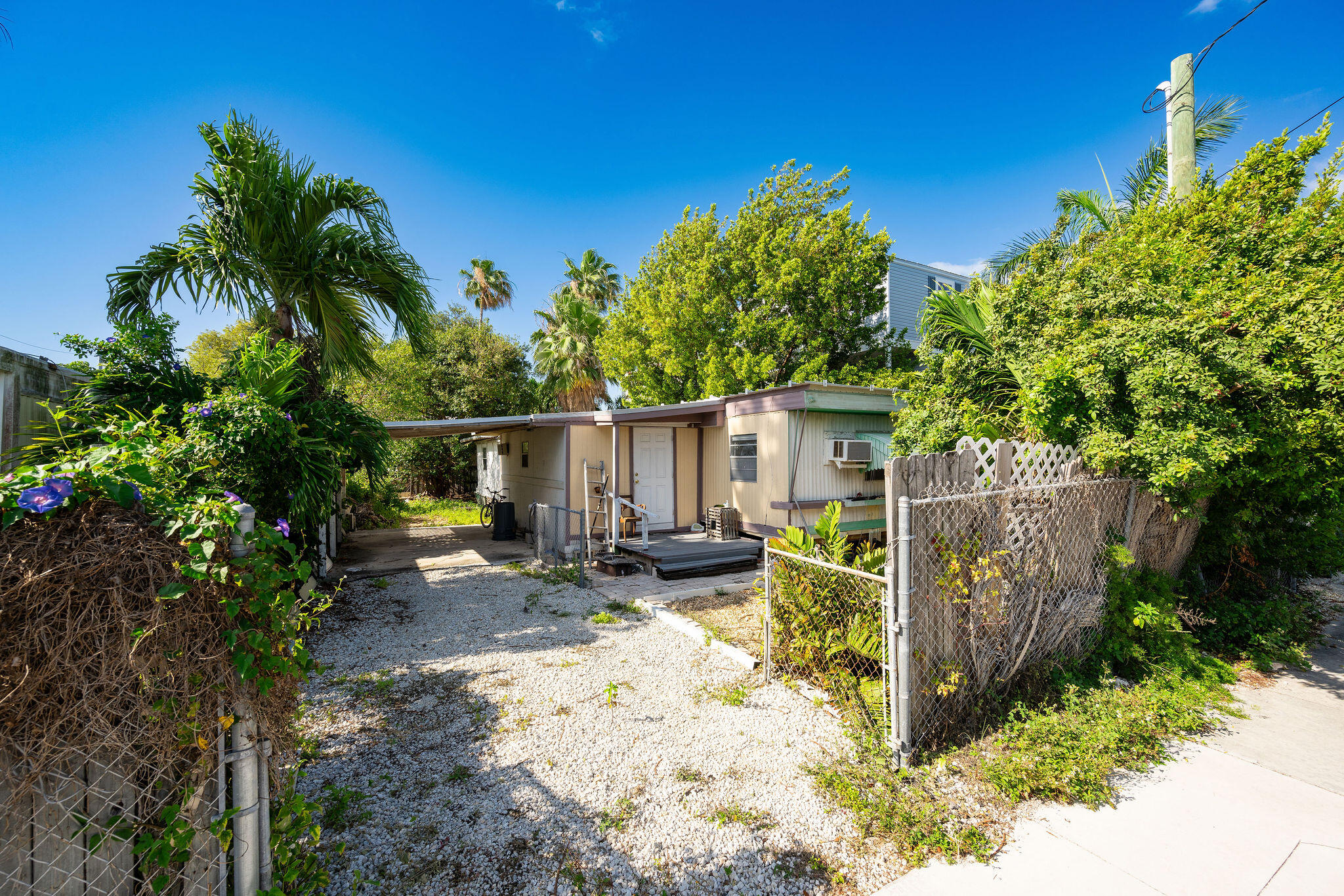 H1 5th Avenue Property Photo 1