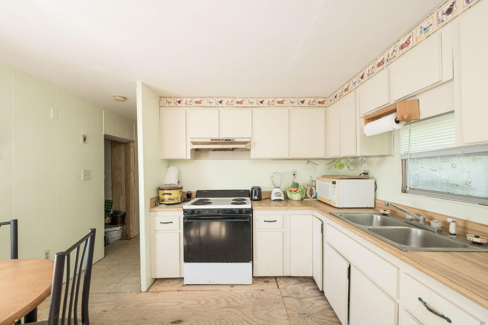 H1 5th Avenue Property Photo 6