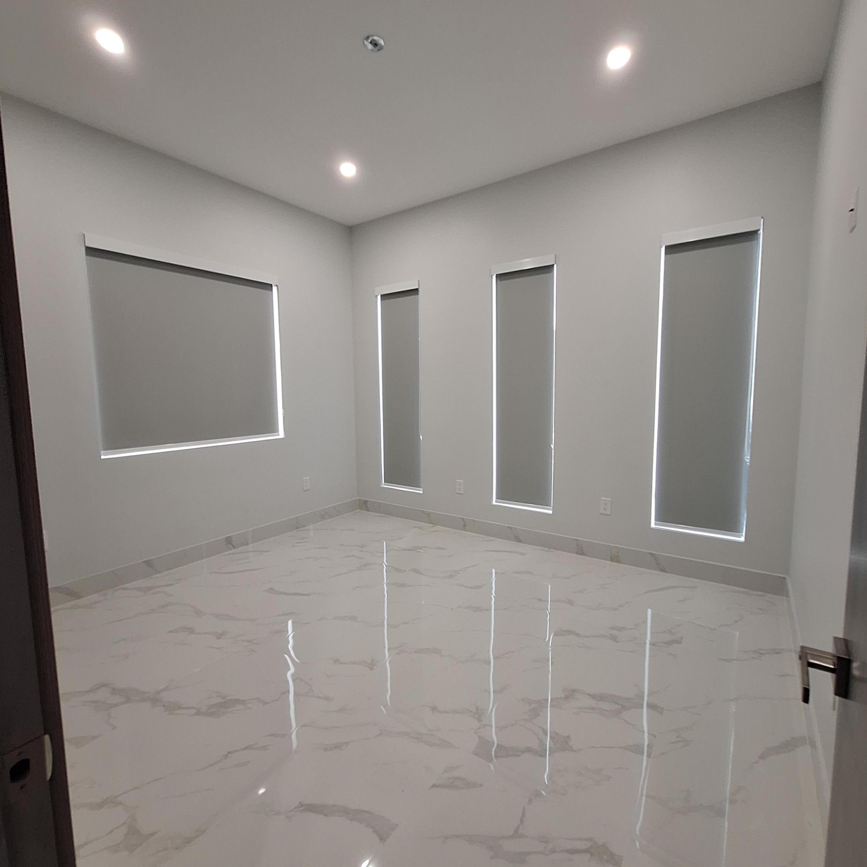 305 Loeb Avenue Property Photo 15