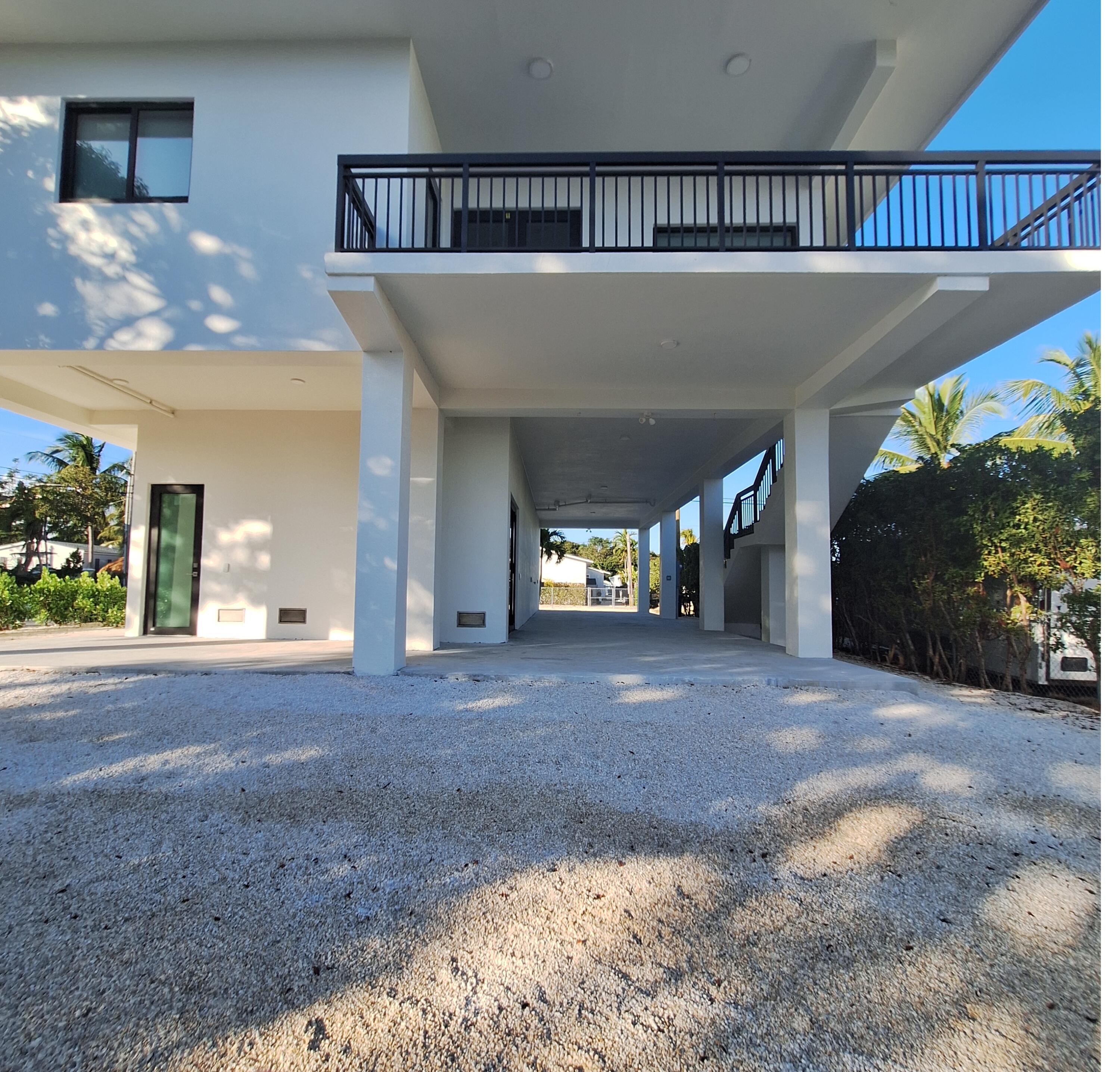 305 Loeb Avenue Property Photo 27