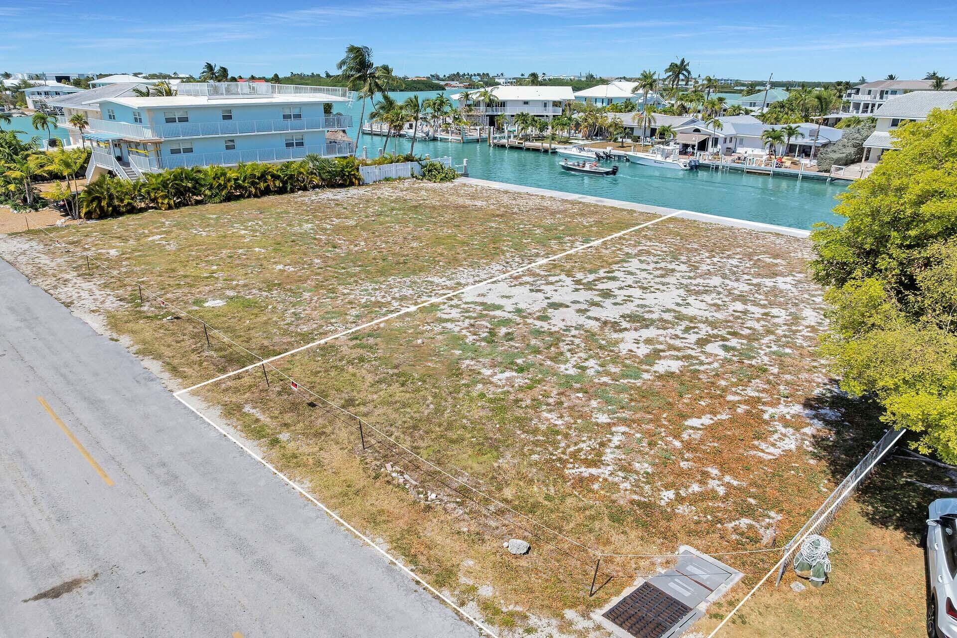 760 10th Street Property Photo 4