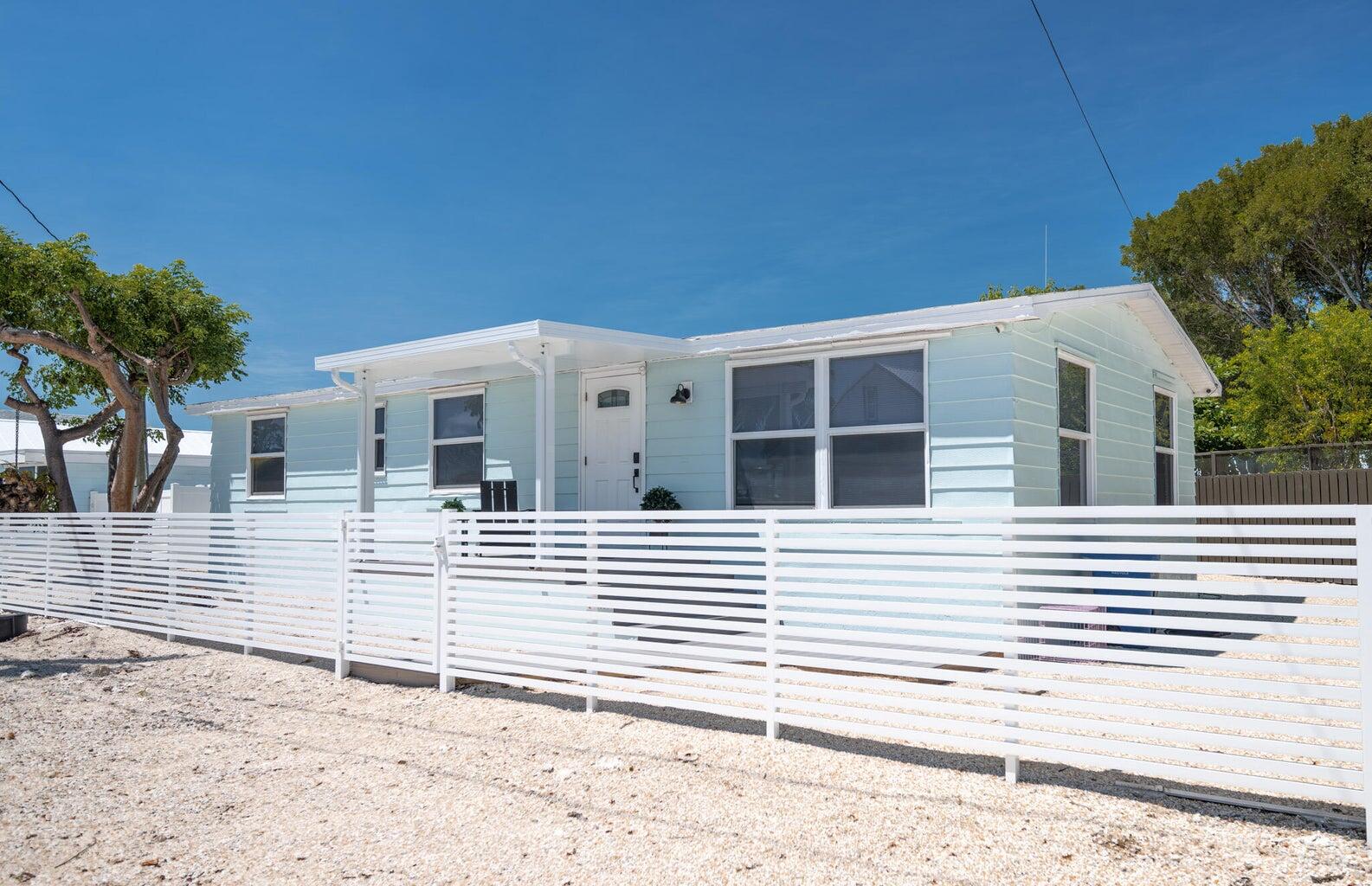 212 Buttonwood Lane Property Photo