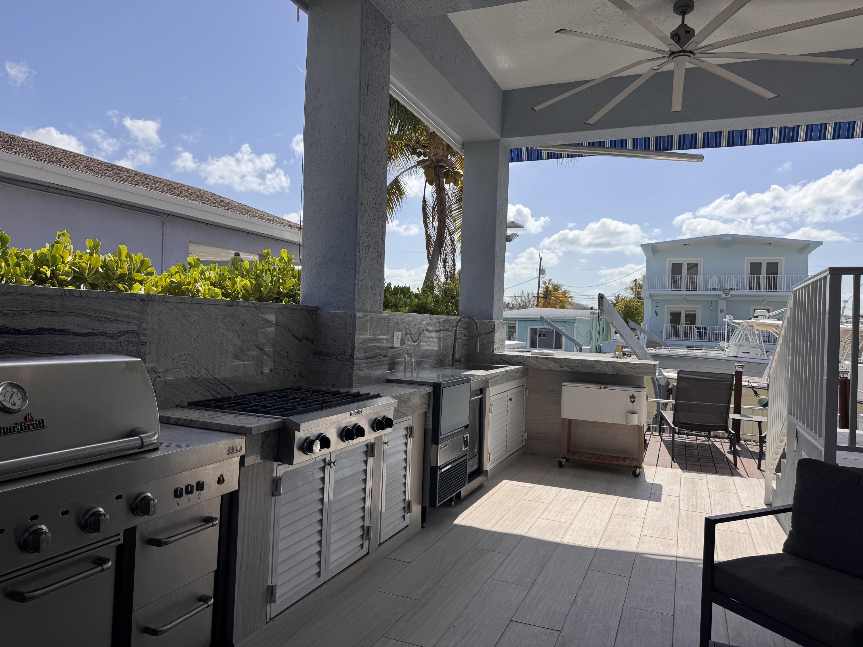 214 Normandy Drive Property Photo 3