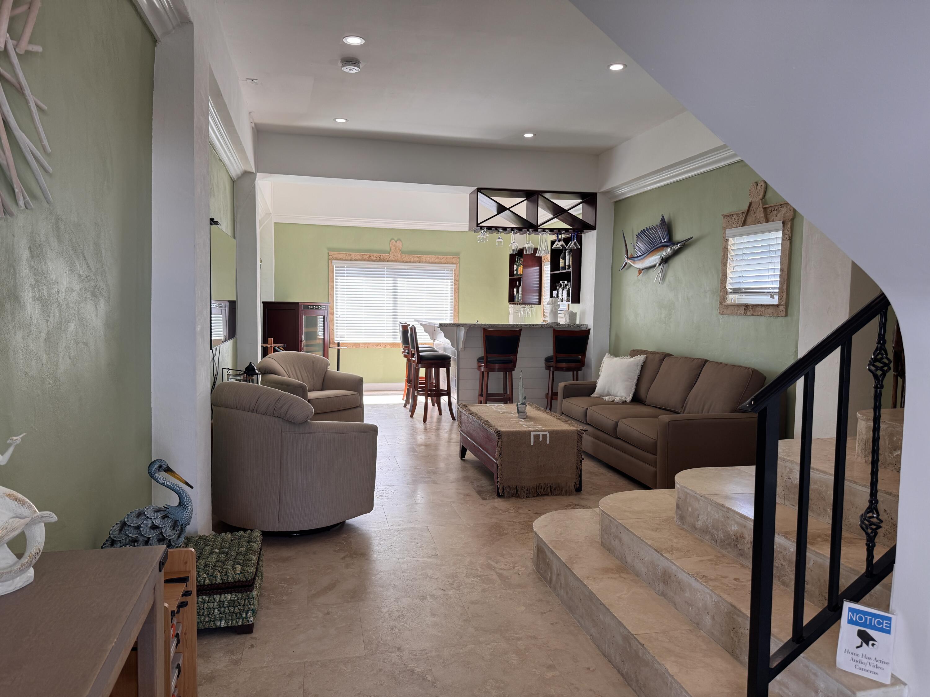214 Normandy Drive Property Photo 5