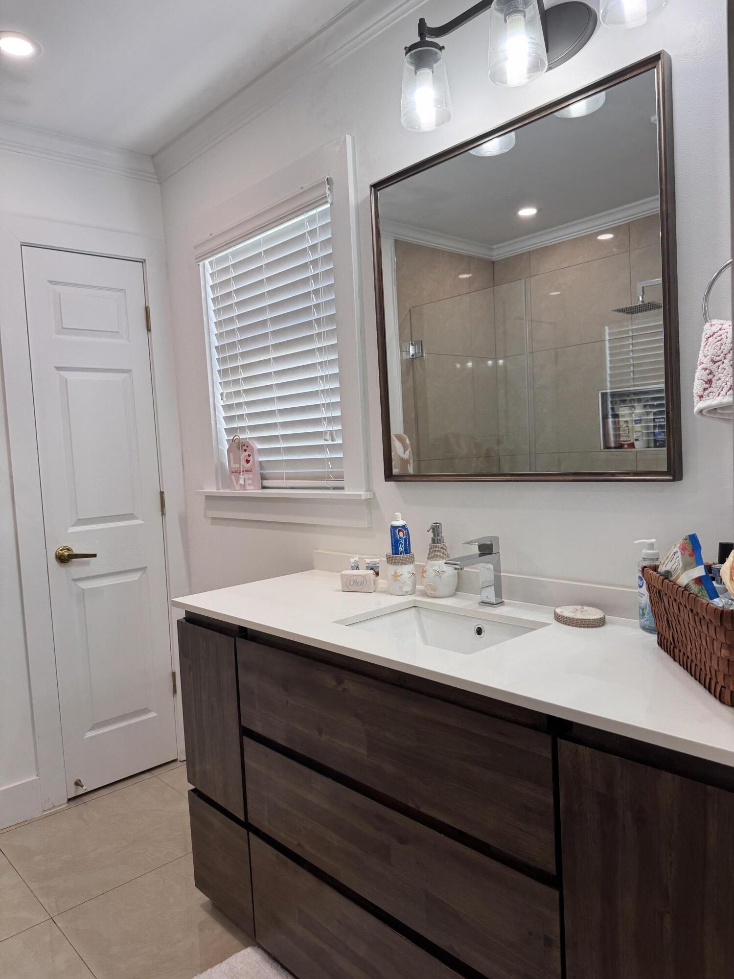 214 Normandy Drive Property Photo 40