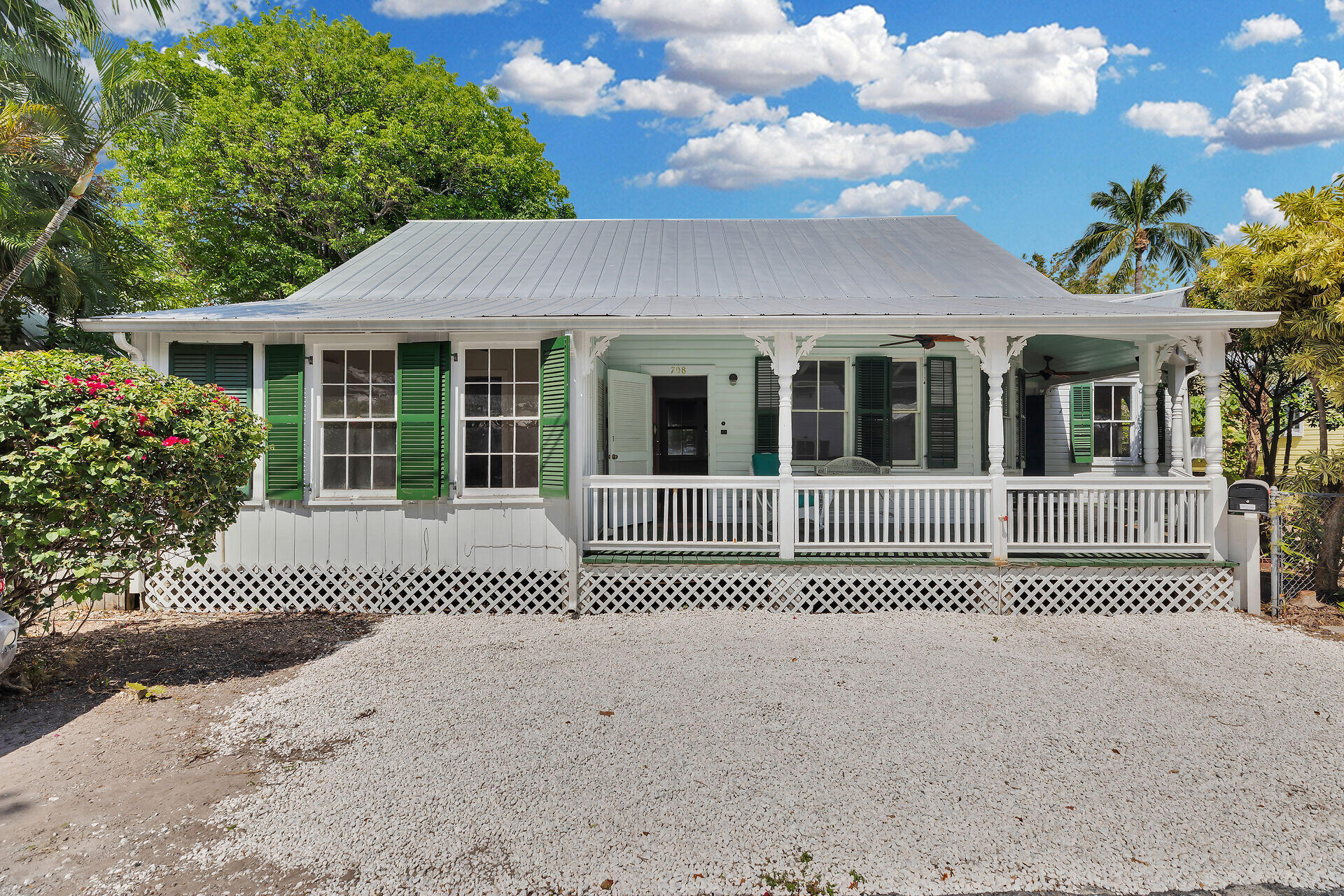 708 William Street Property Photo 1
