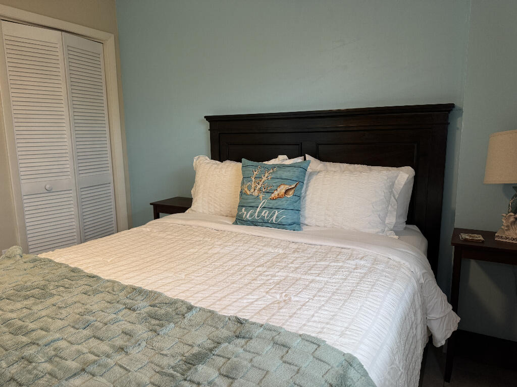 500 Burton Drive, 1213 Property Photo 10