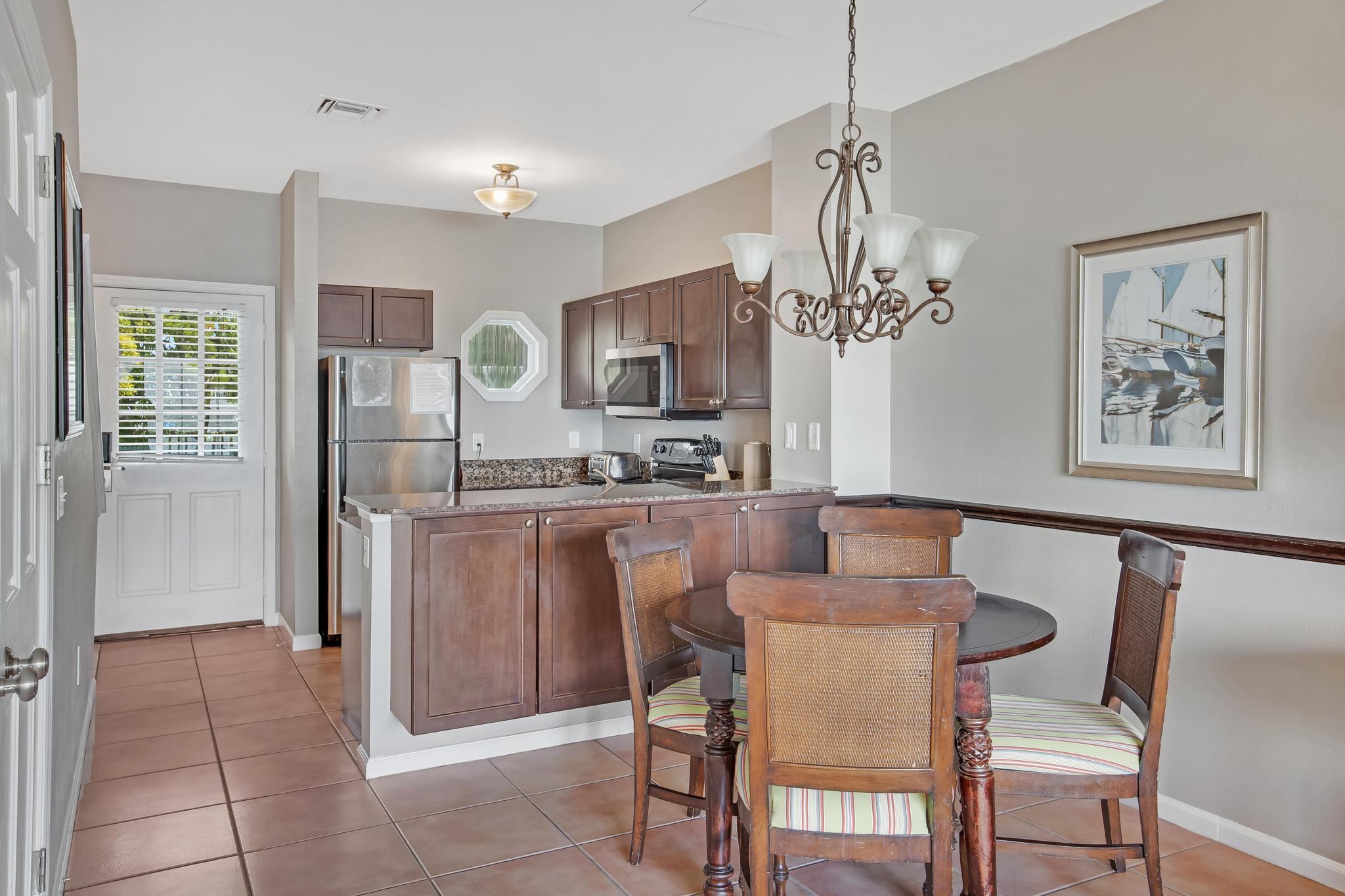 5022 Sunset Village Drive Property Photo 10