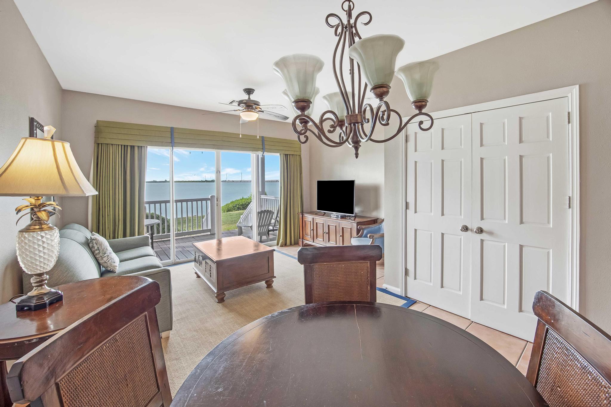 5022 Sunset Village Drive Property Photo 12