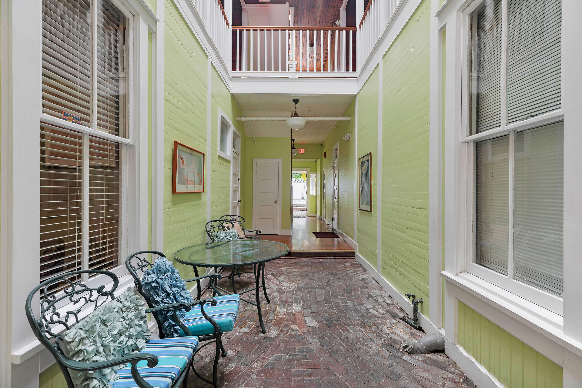 812 Fleming Street, 2 Property Photo 10