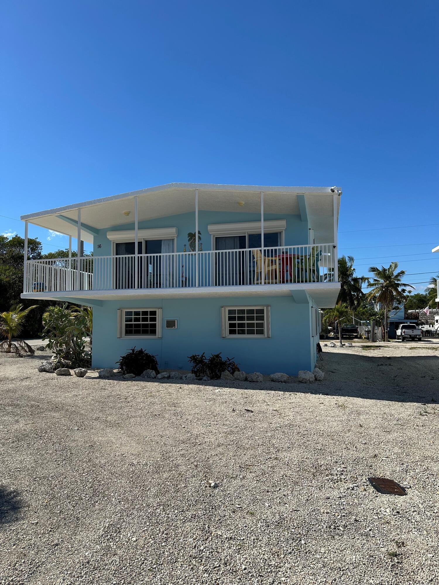 16 Shoreland Drive Property Photo 2