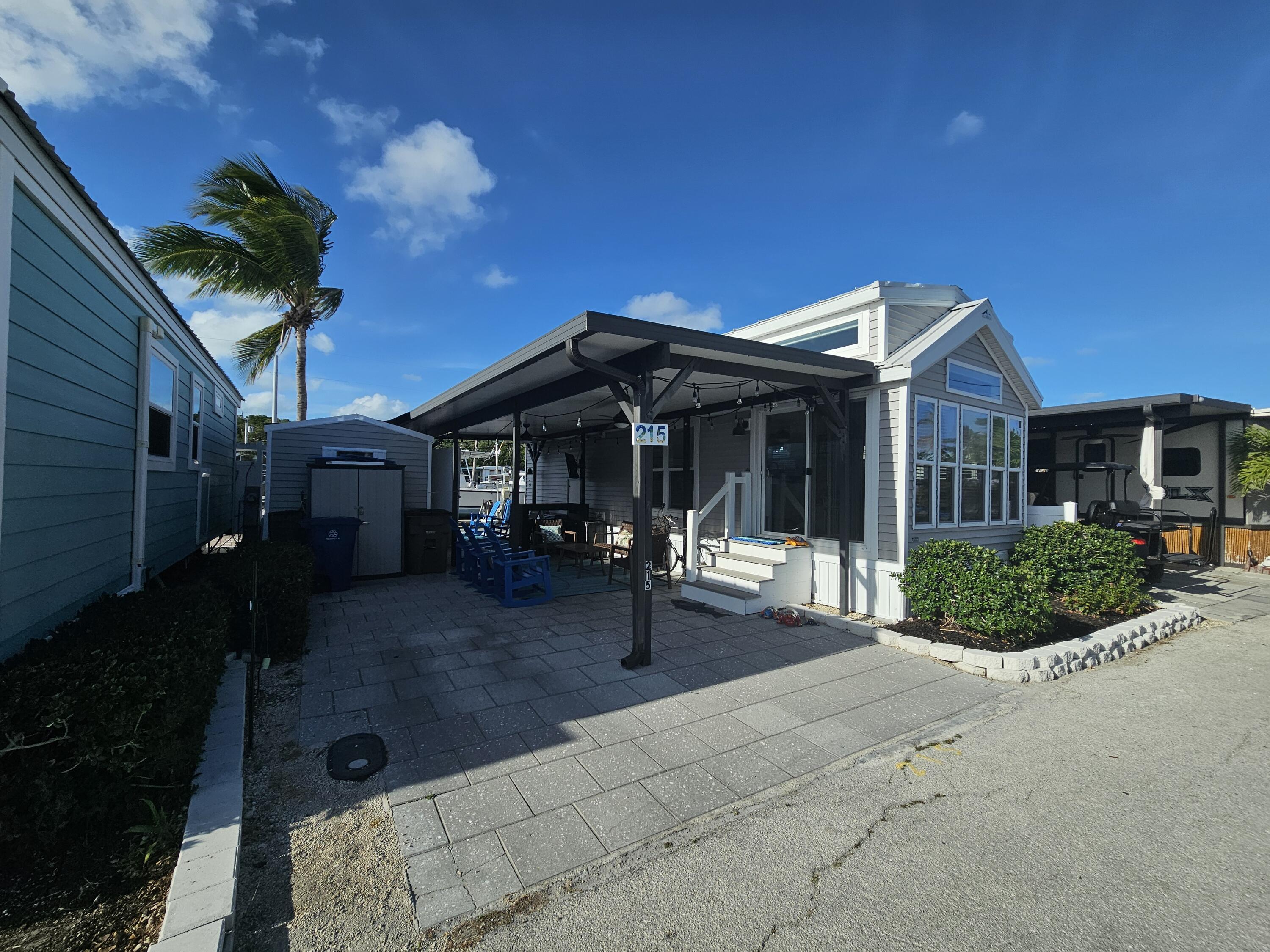 325 Calusa Street, 215 Property Photo 4