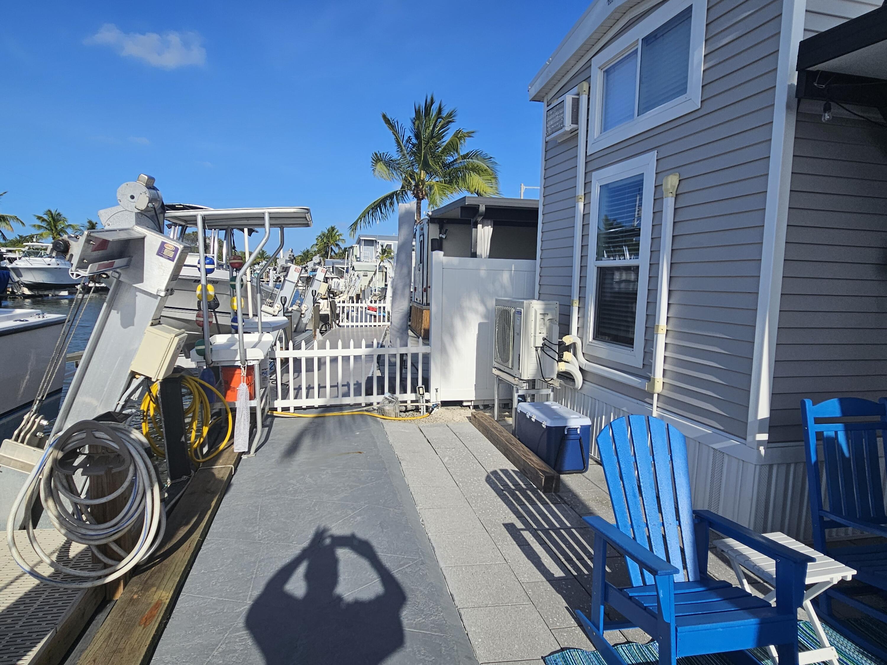 325 Calusa Street, 215 Property Photo 12