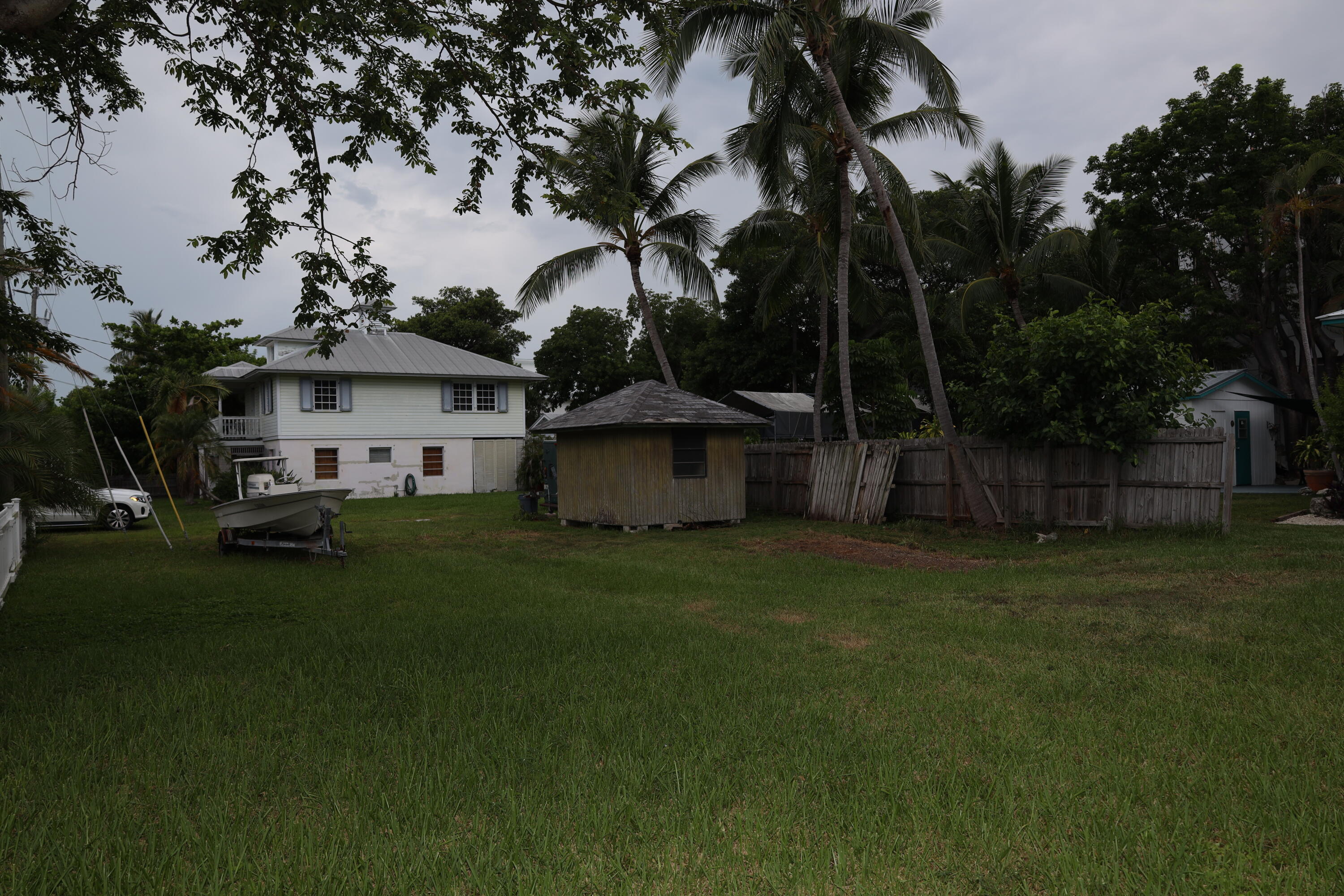 48 Shoreland Drive Property Photo 5