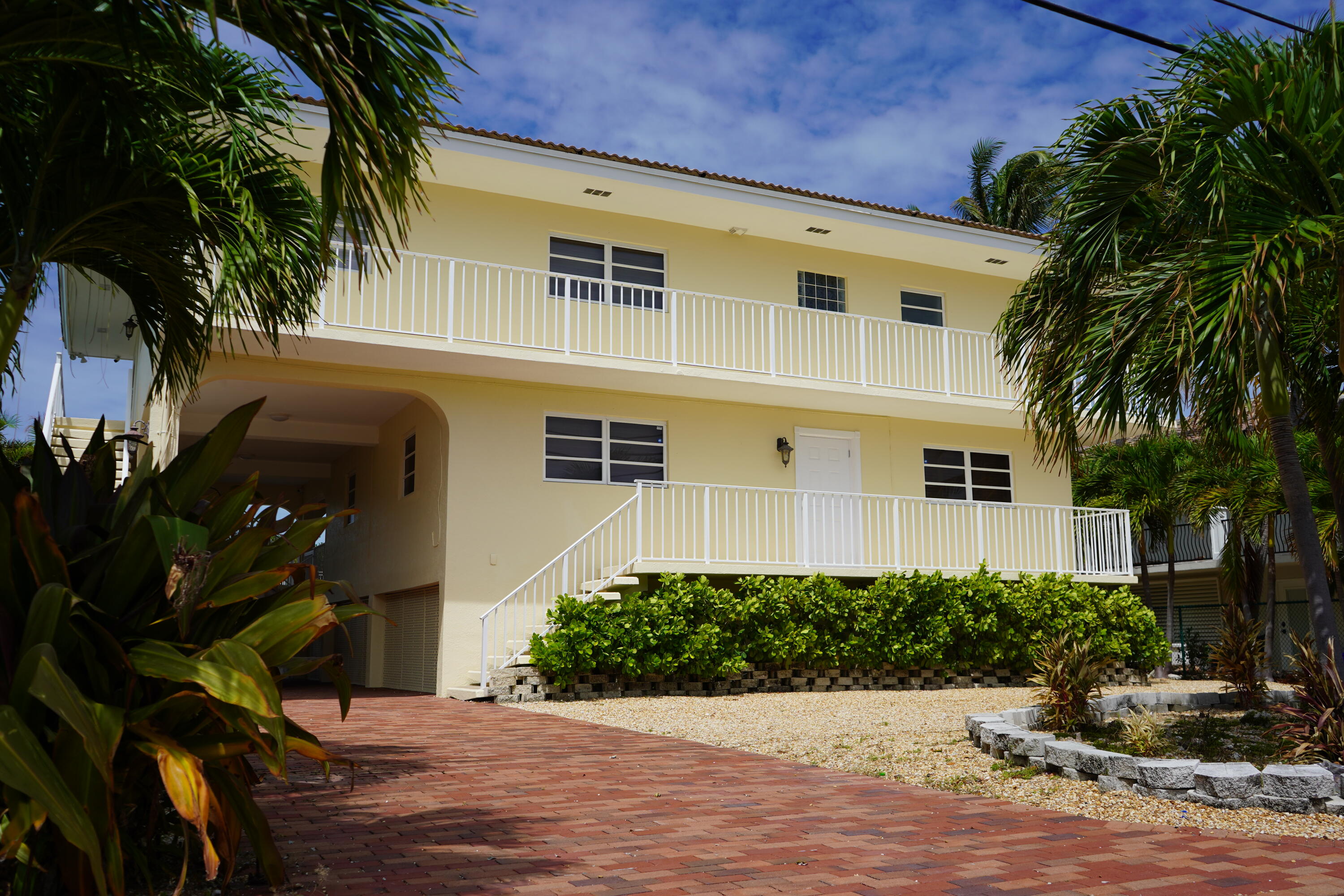316 E Seaview Drive Property Photo 3