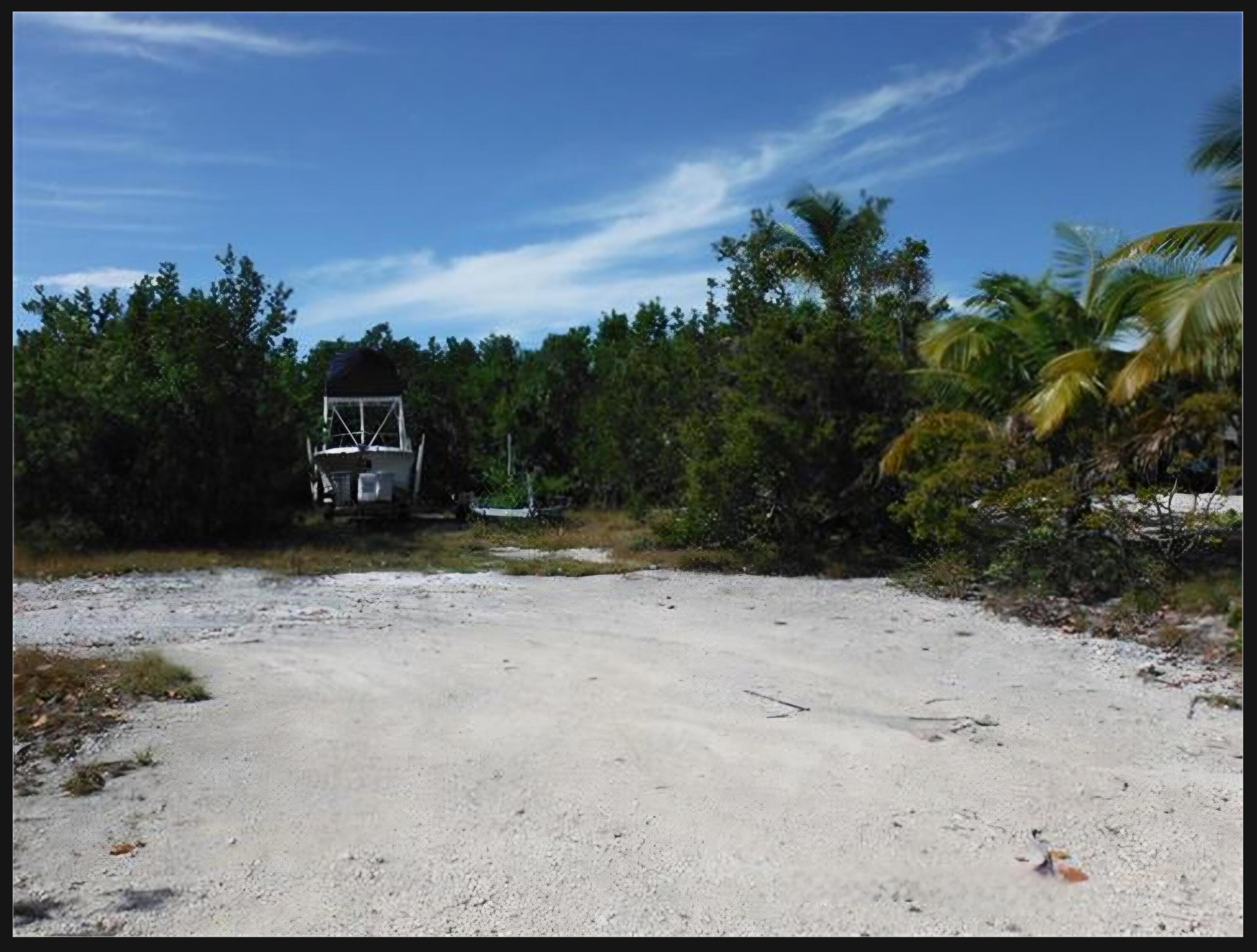 Bk 7 Lt 6 Coral Way Property Photo 1