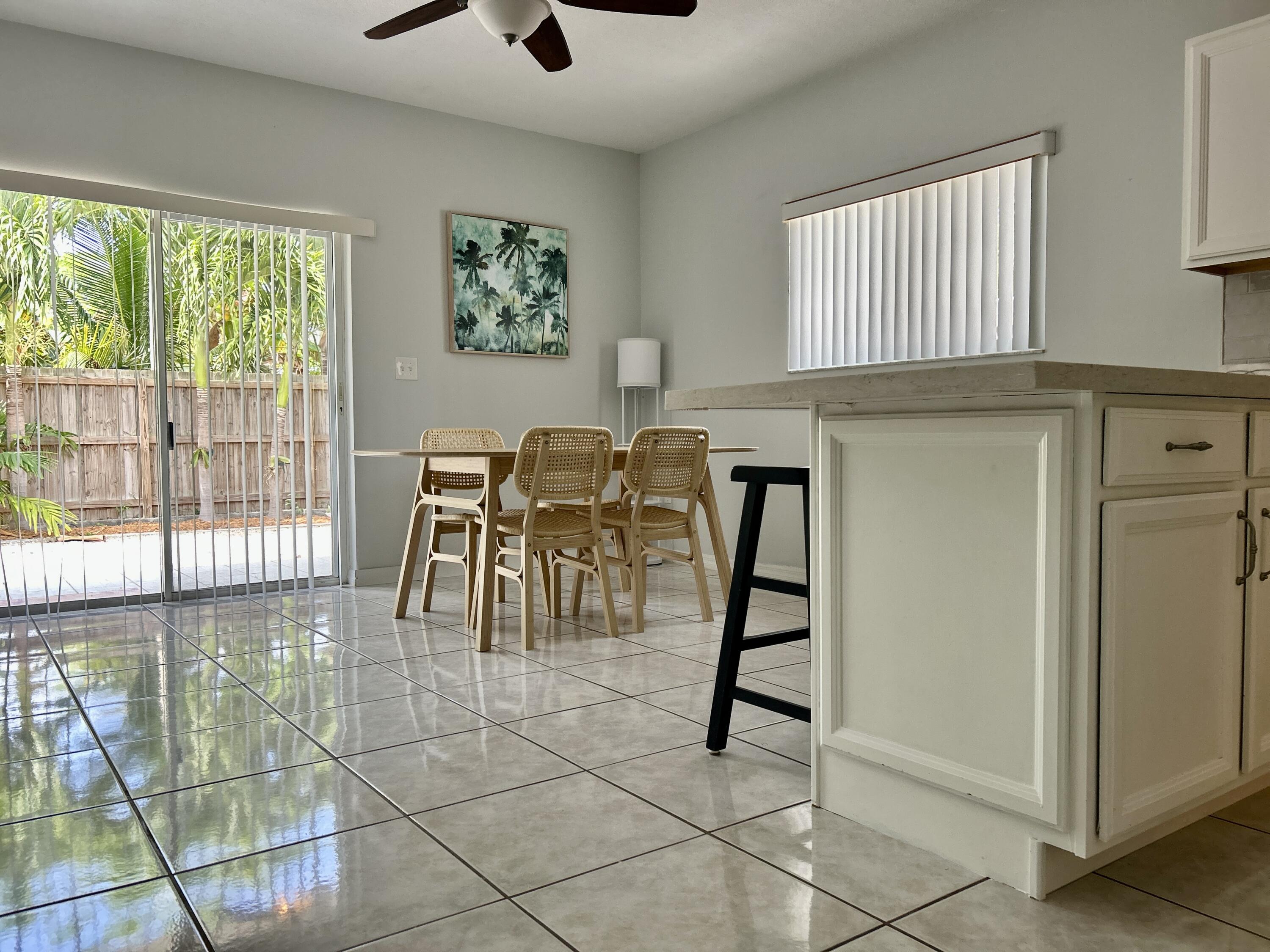 6 Se Marlin Avenue, A Property Photo 12
