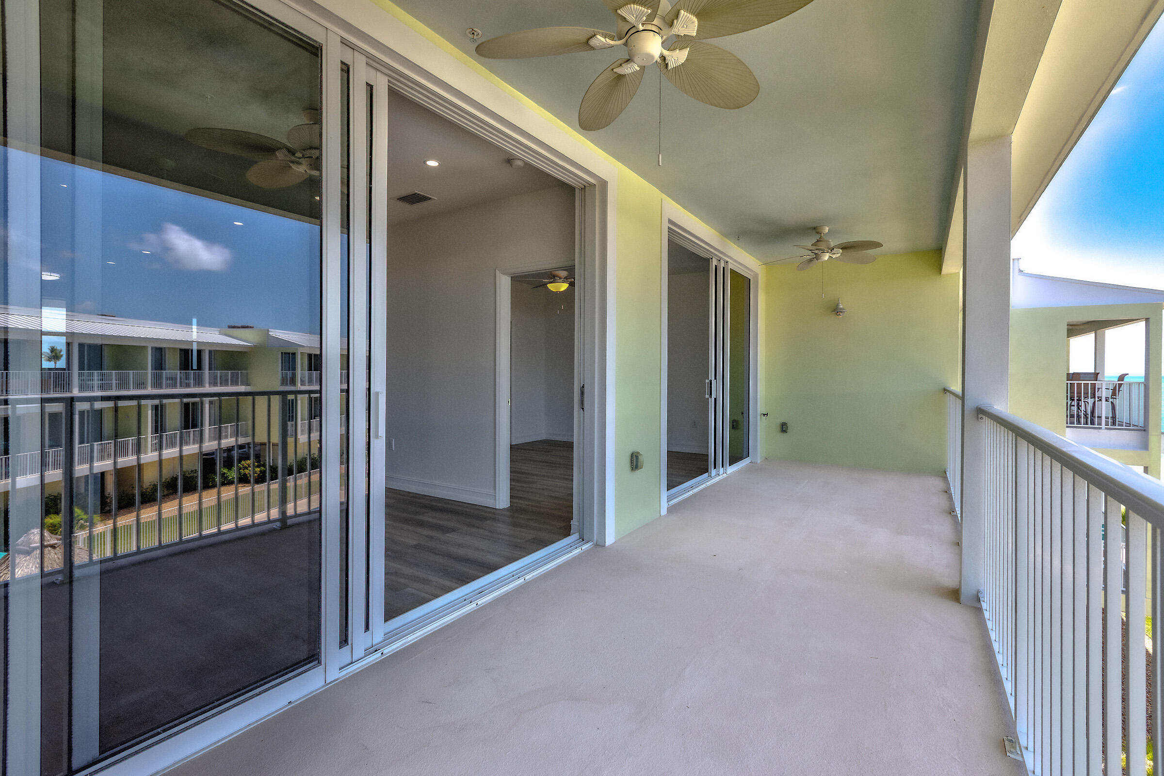 501 E Ocean Drive, 26 Property Photo 17