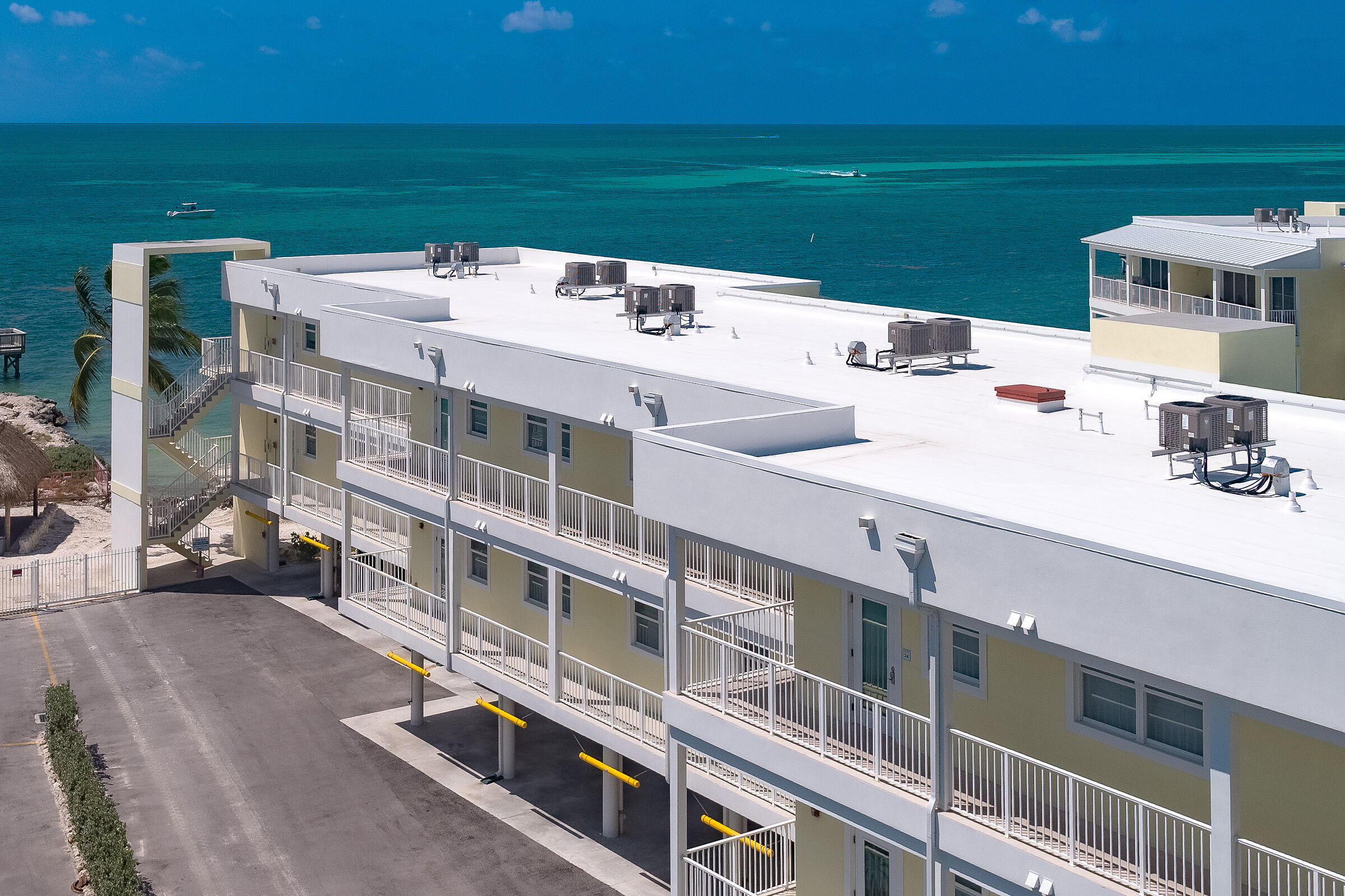 501 E Ocean Drive, 26 Property Photo 23