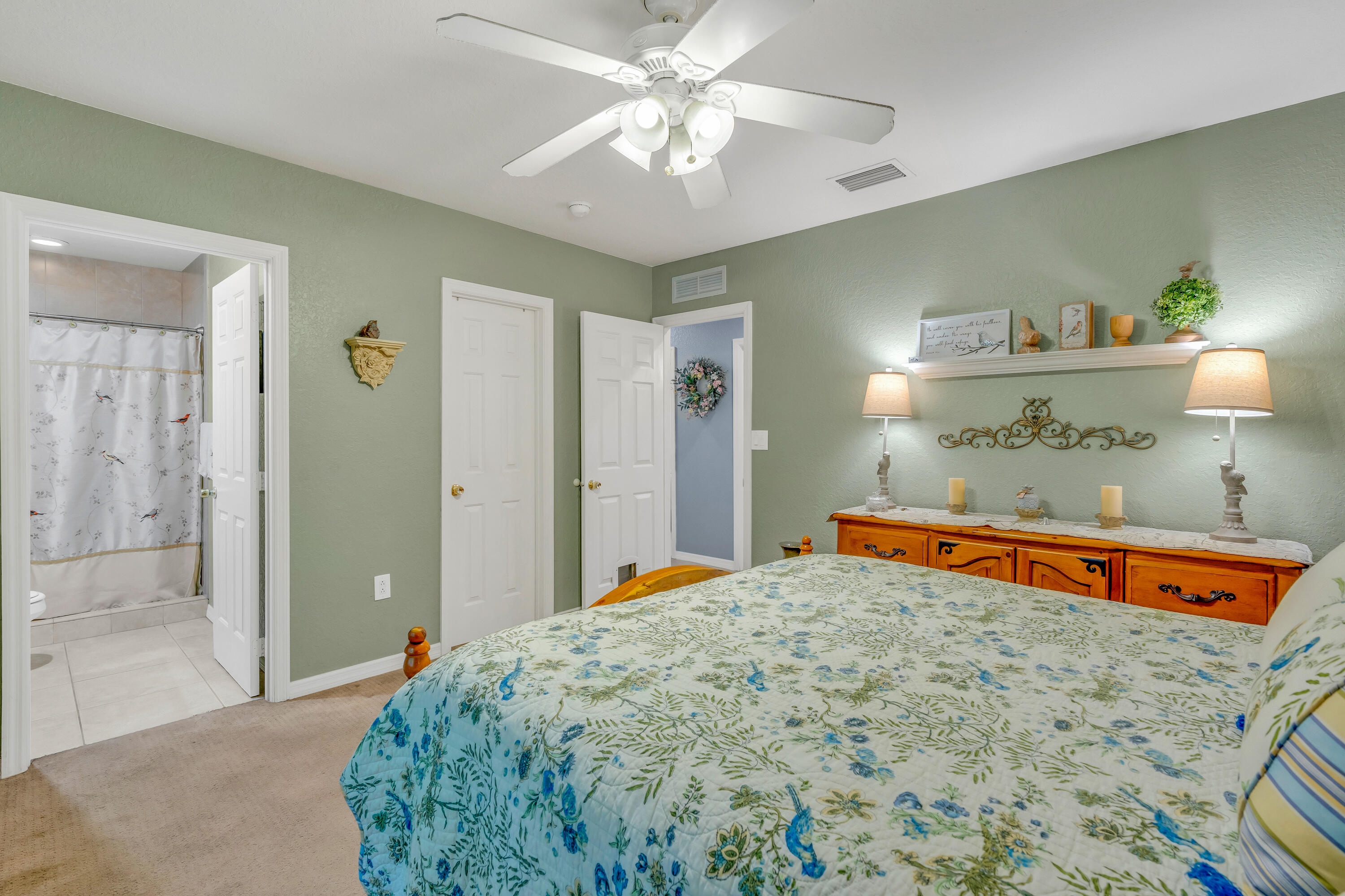 173 Hibiscus Street Property Photo 22