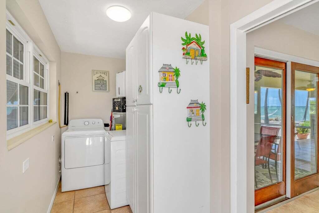 28595 Jolly Roger Drive Property Photo 17