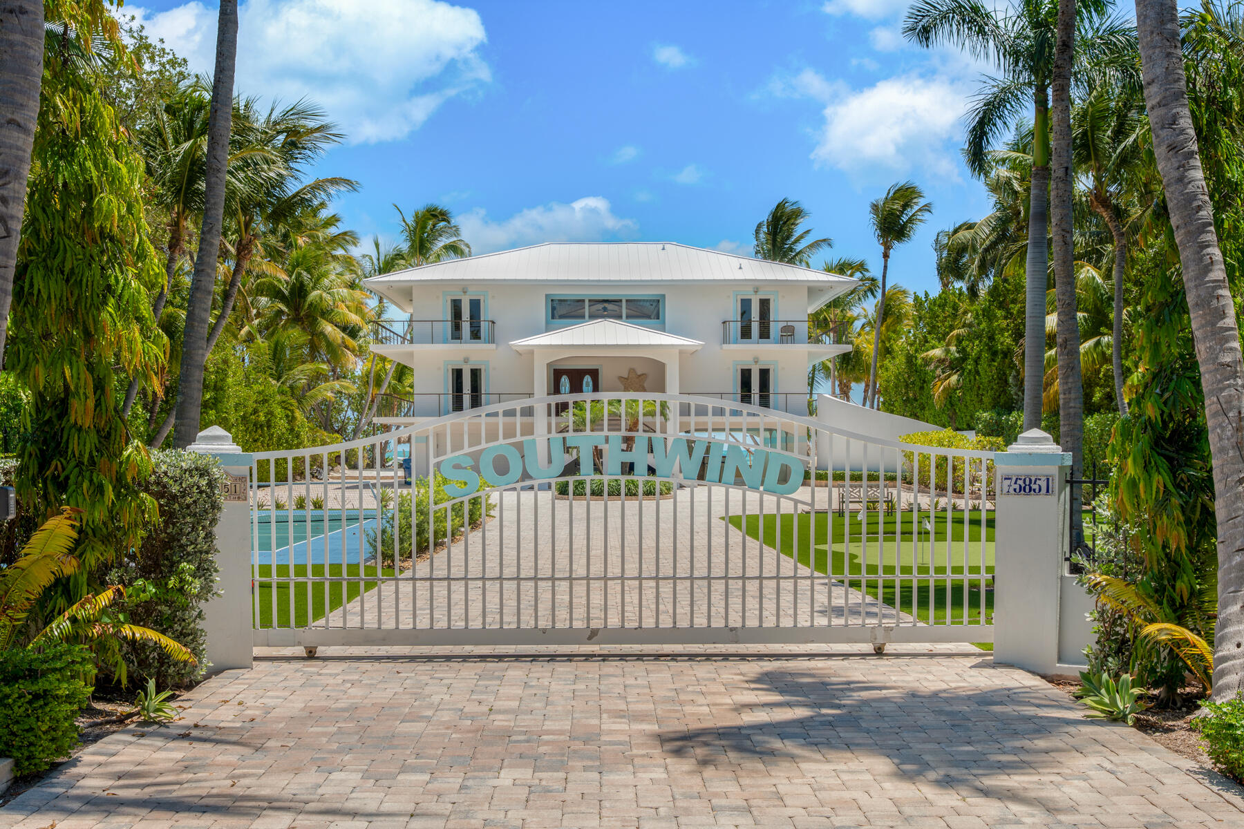 75851 Overseas Highway Property Photo 1