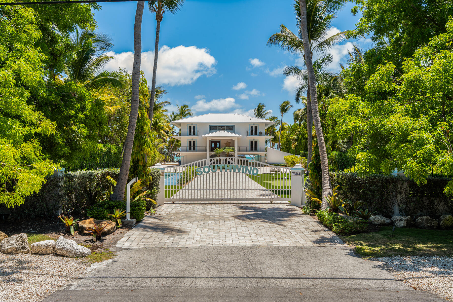 75851 Overseas Highway Property Photo 2