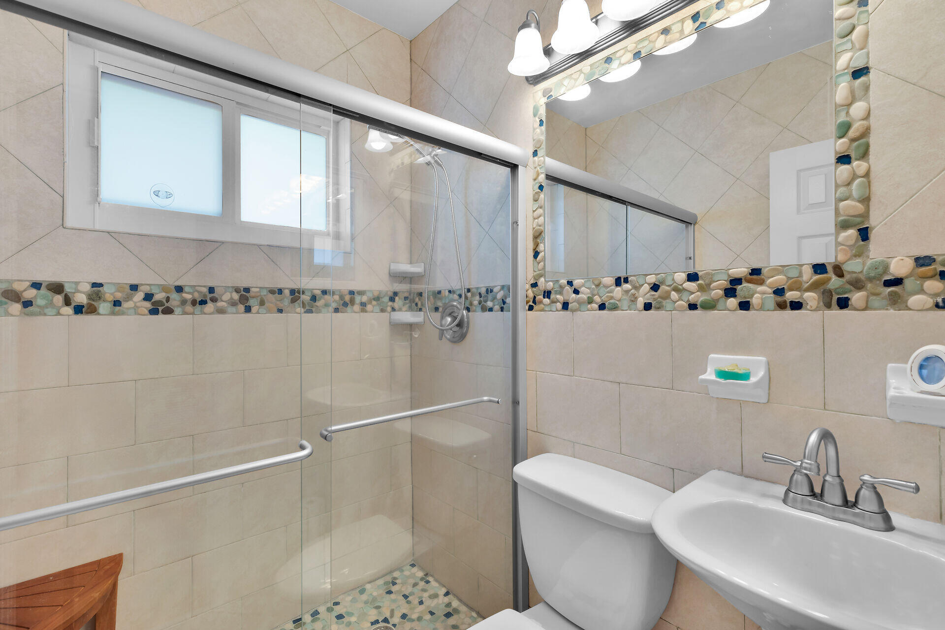 160 E Ridge Road Property Photo 36