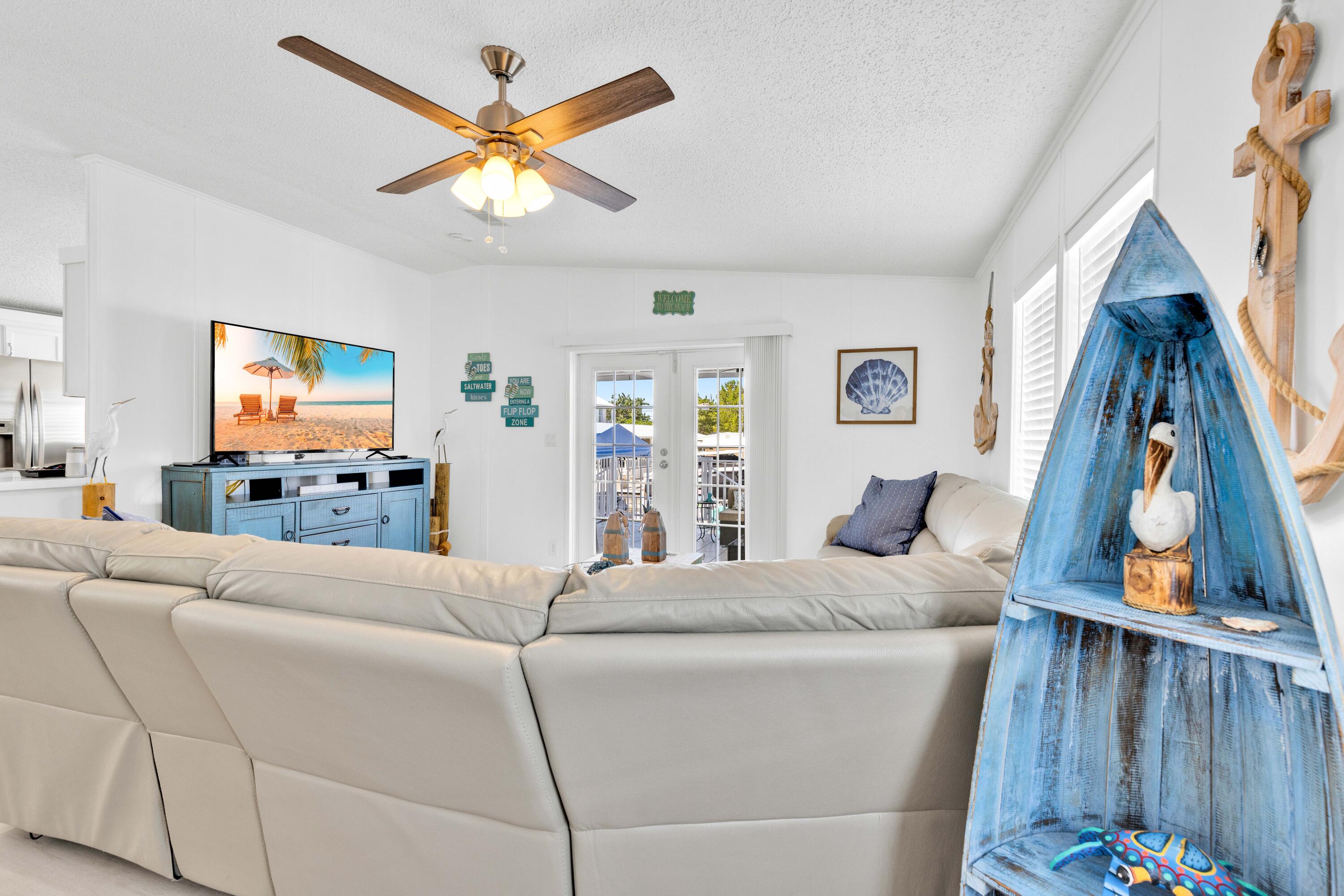 1612 Monmouth Lane Property Photo 3