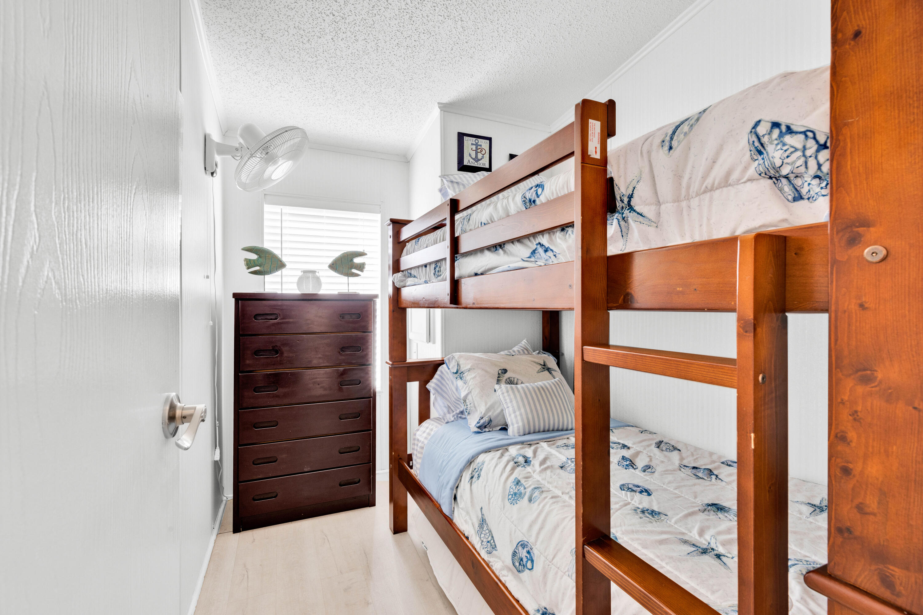 1612 Monmouth Lane Property Photo 15