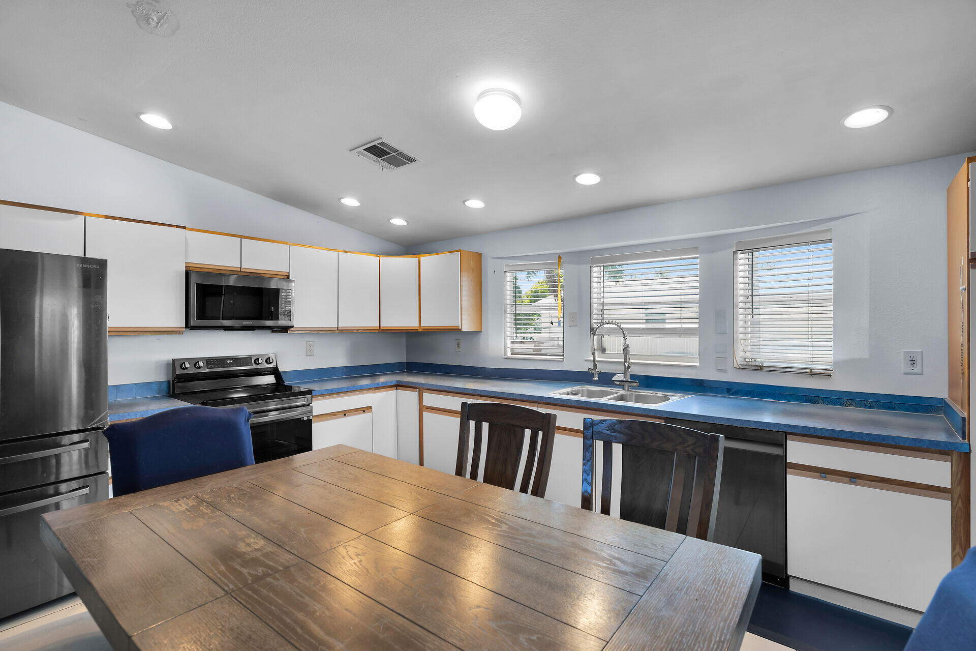 1360 73rd Street Ocean Street Property Photo 12